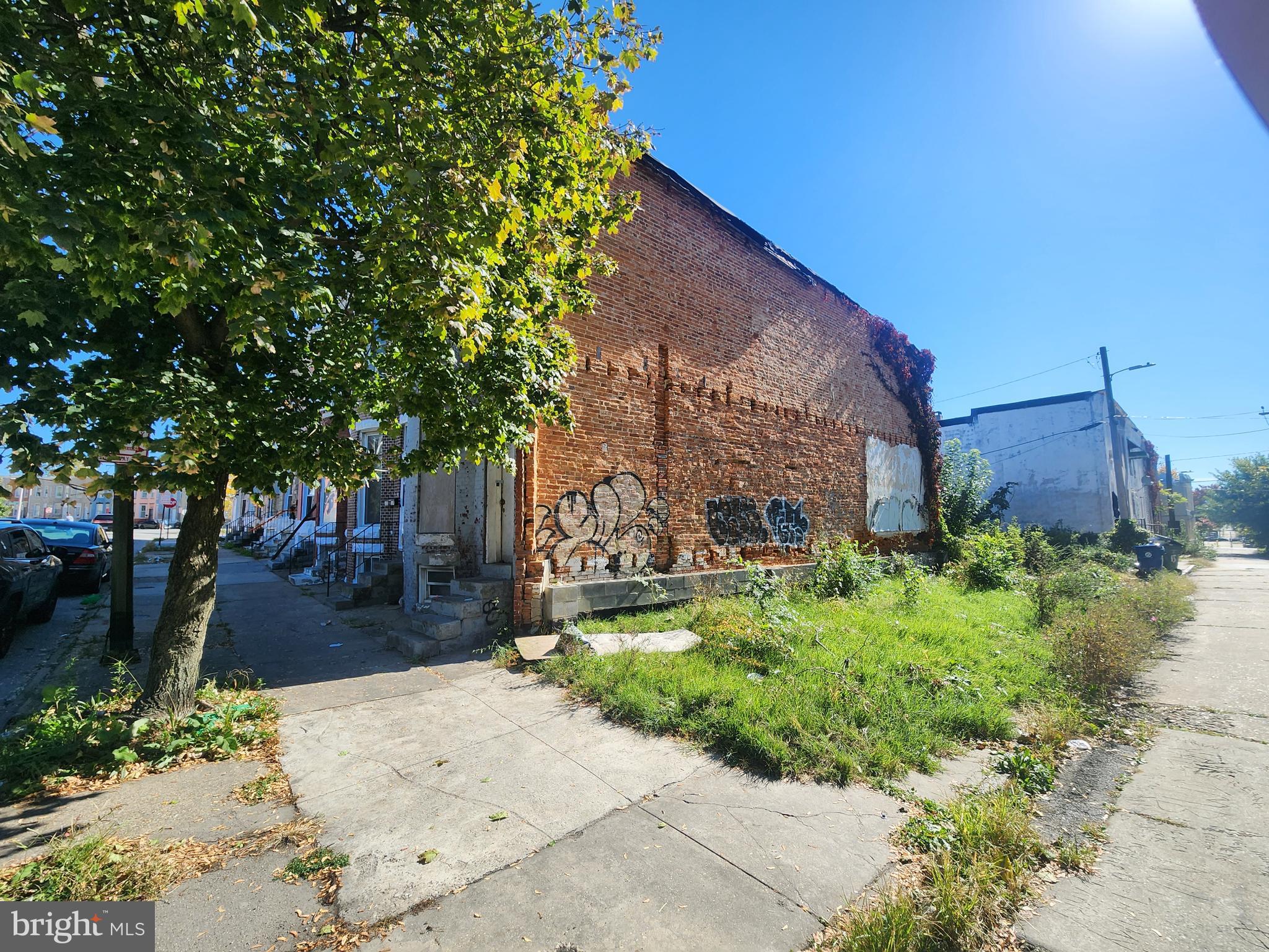 SANDTOWN-WINCHESTER - Residential