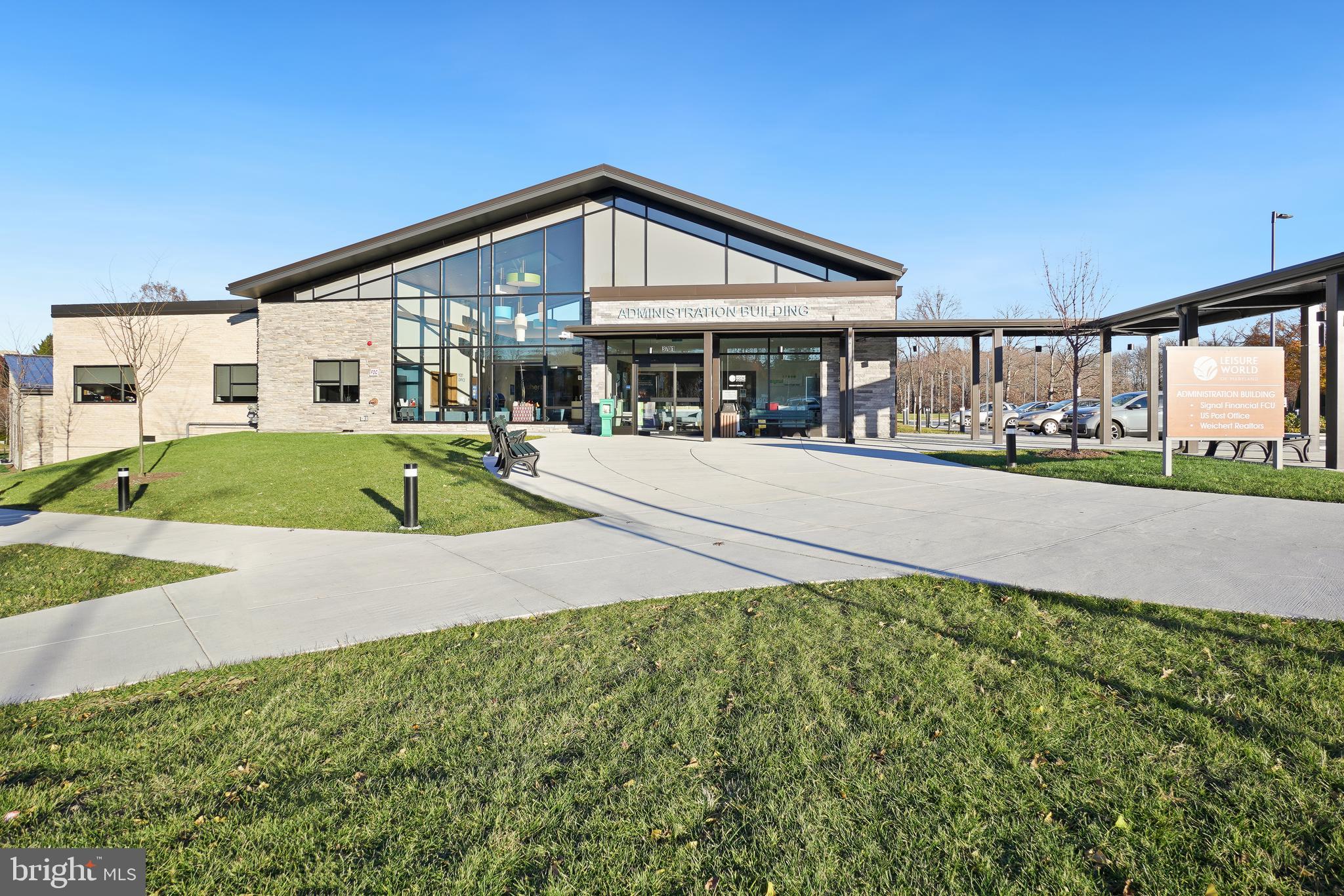 LEISURE WORLD - Residential Lease