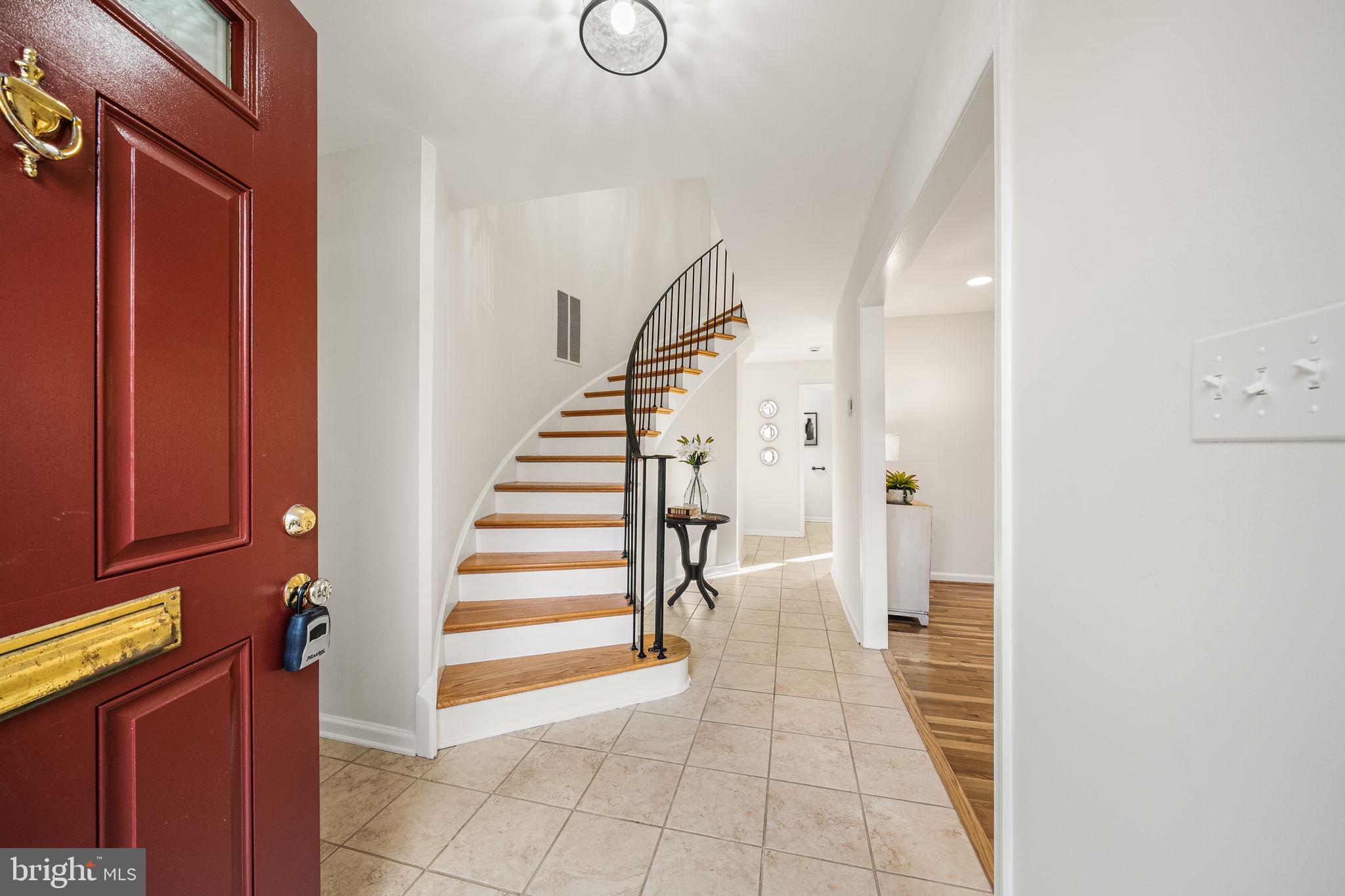 CHARLESTOWN - Residential