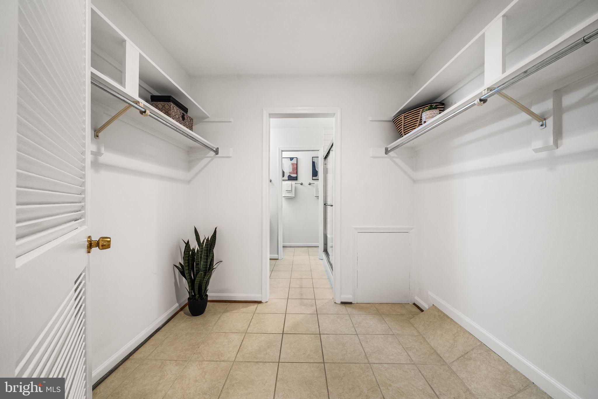 CHARLESTOWN - Residential