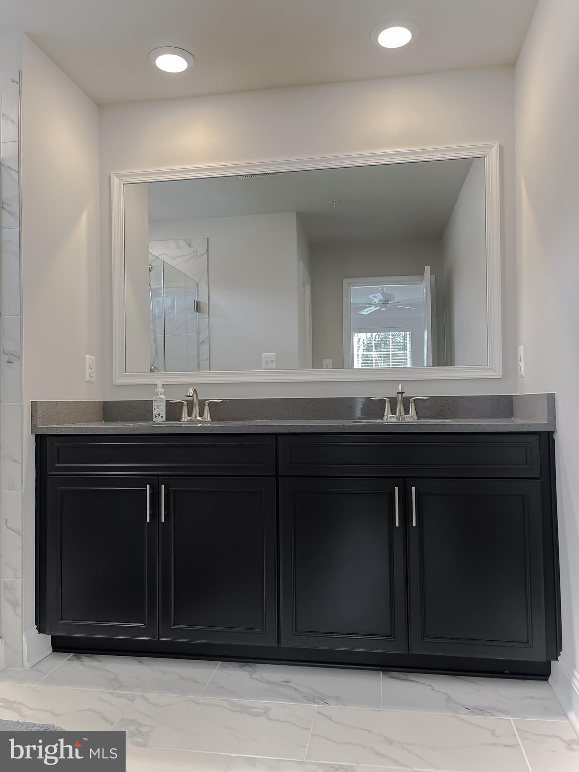 MYRTLE POINT - Residential Lease