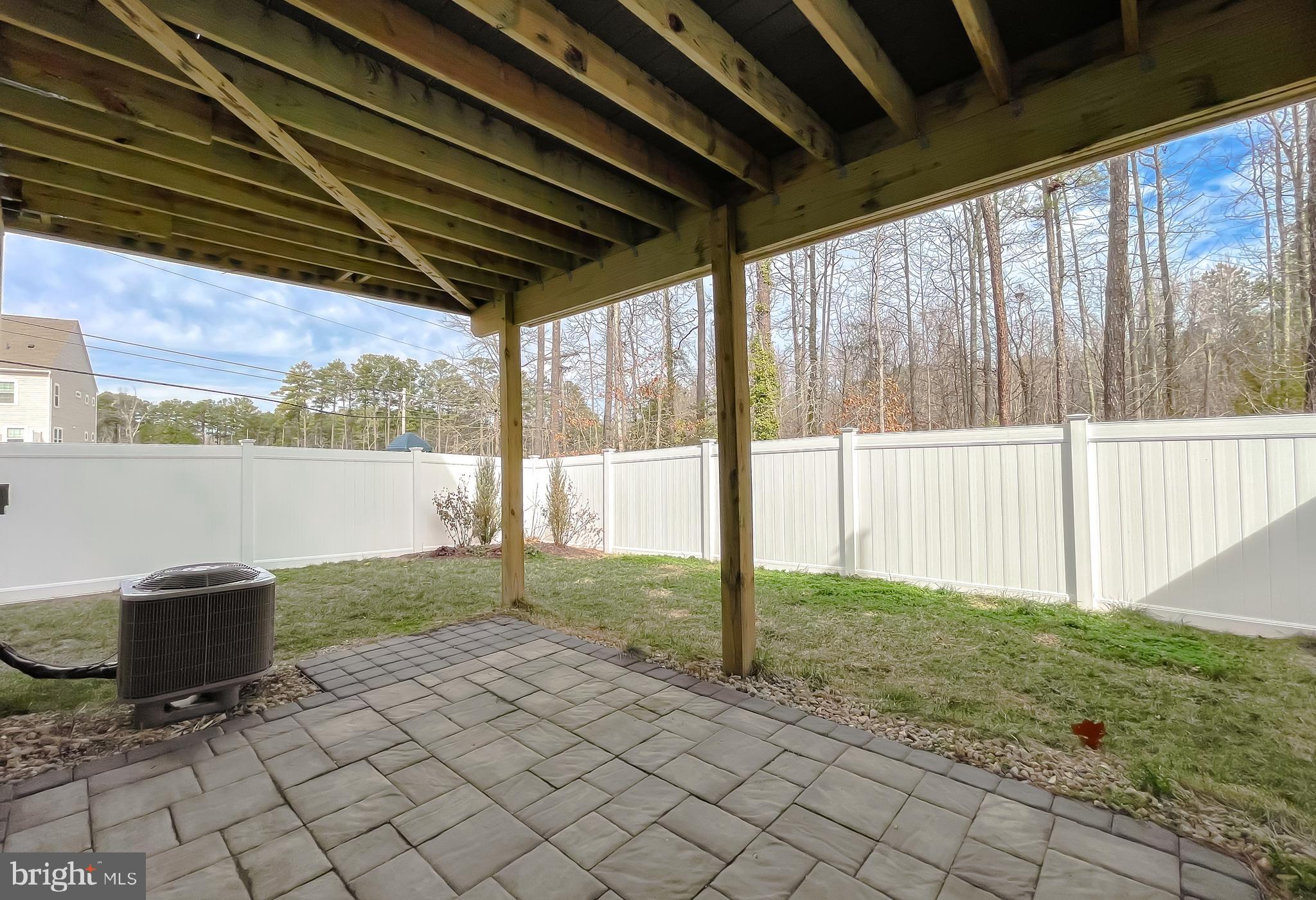 MYRTLE POINT - Residential Lease