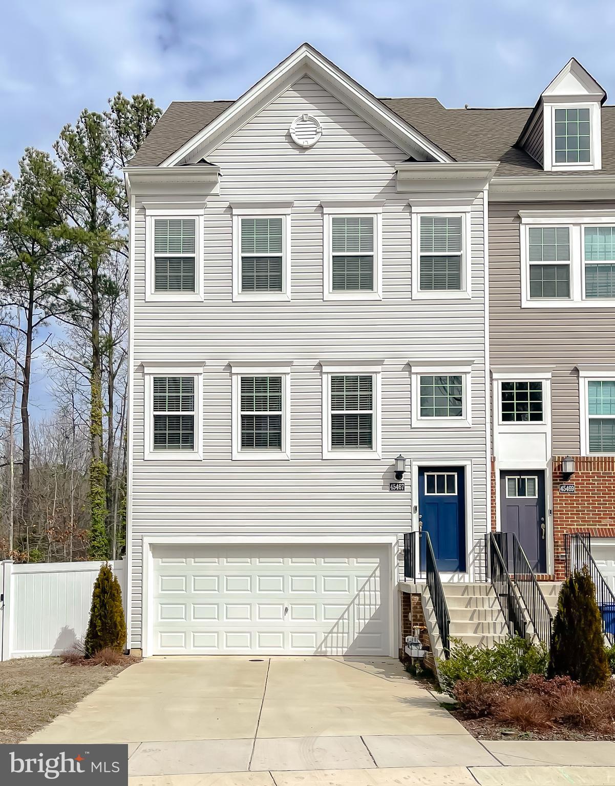 MYRTLE POINT - Residential Lease