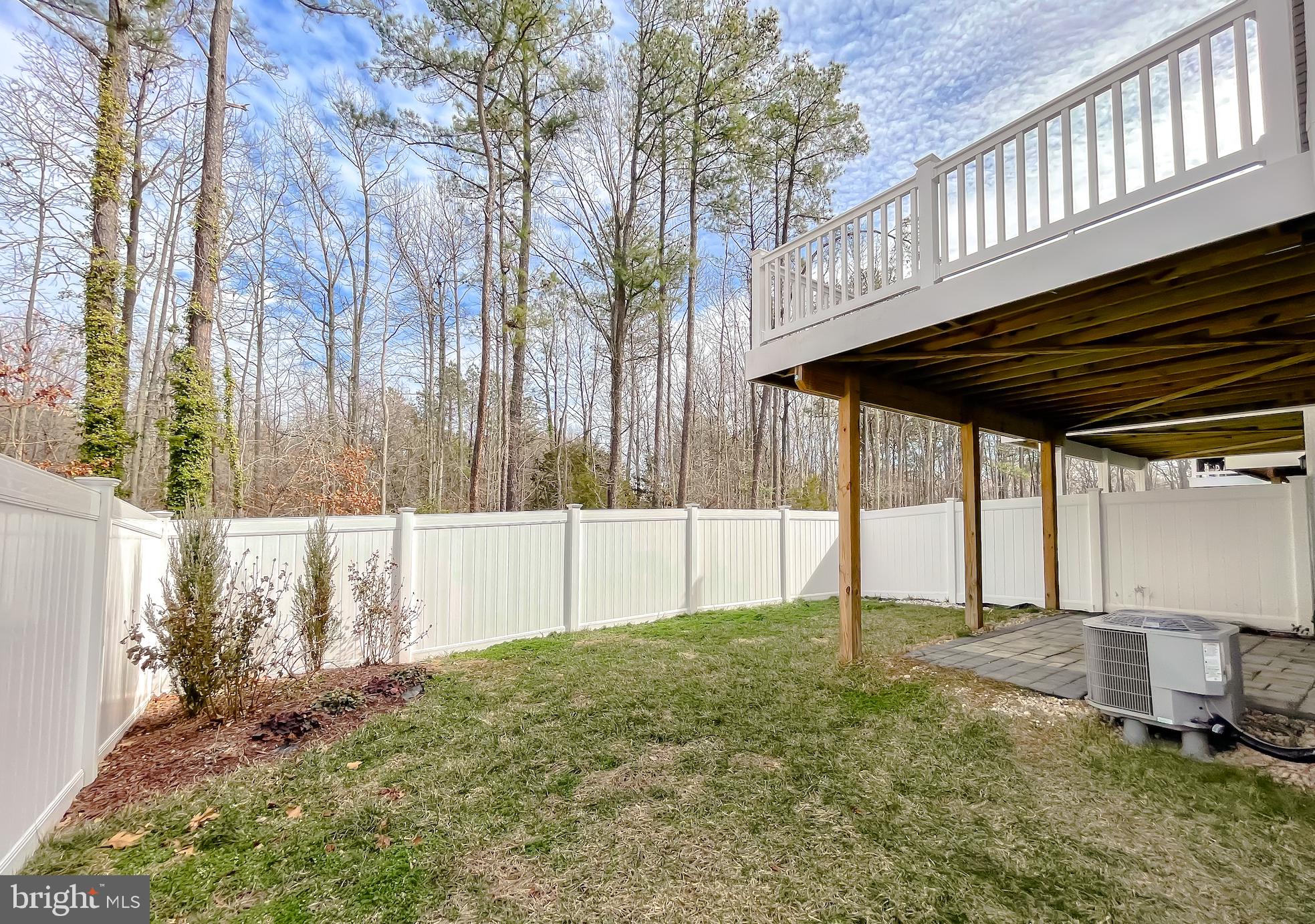 MYRTLE POINT - Residential Lease