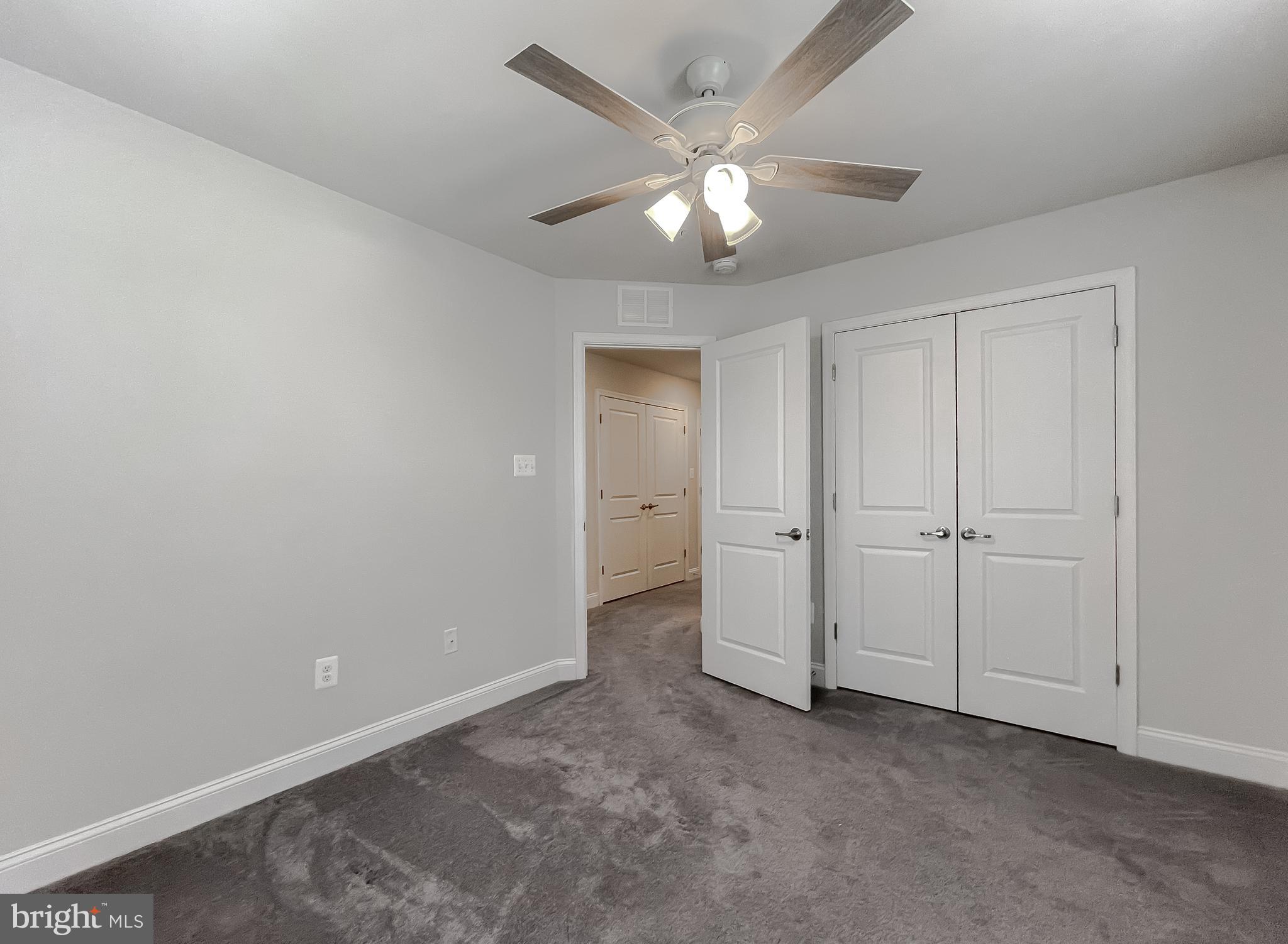 MYRTLE POINT - Residential Lease