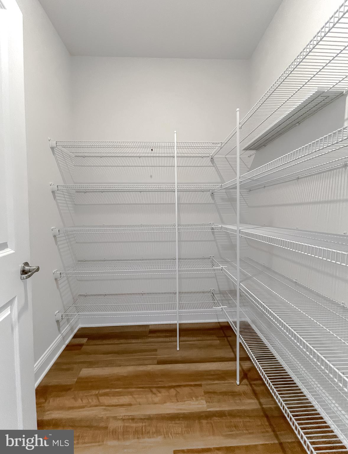 MYRTLE POINT - Residential Lease