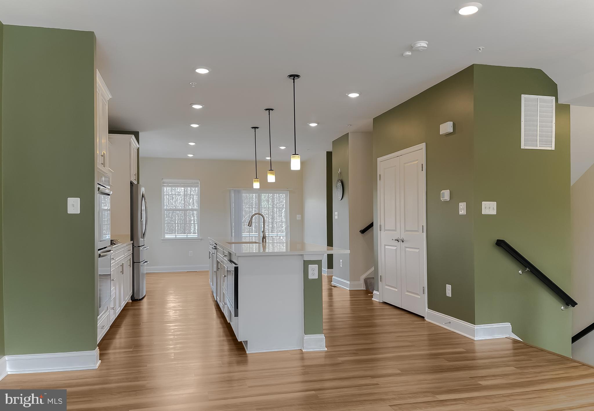 MYRTLE POINT - Residential Lease