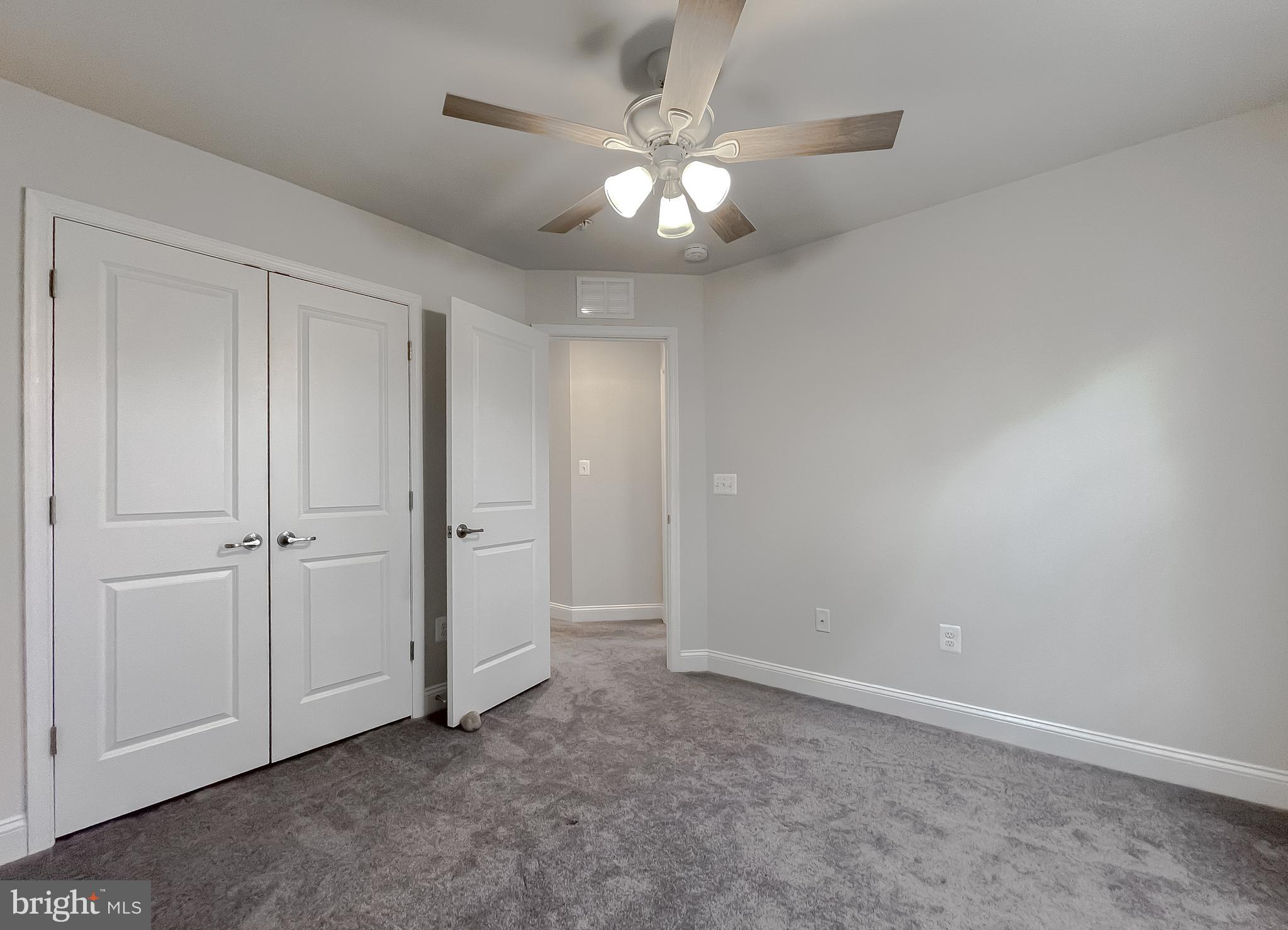 MYRTLE POINT - Residential Lease