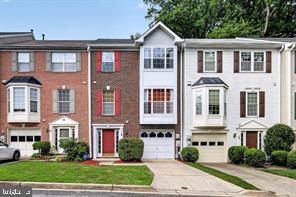 10 AUGUSTINE COURT