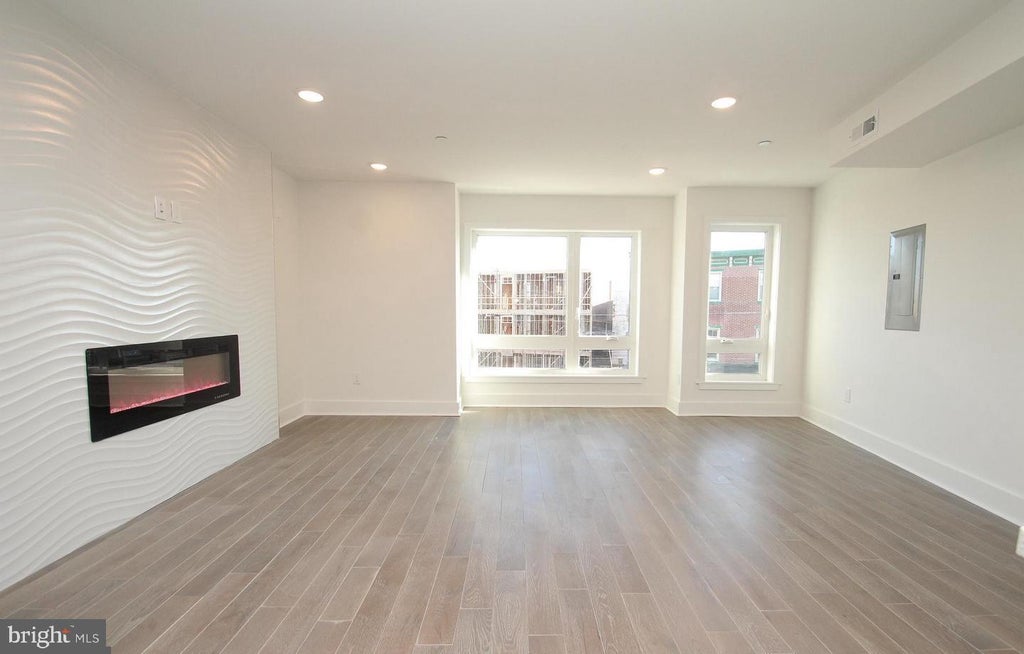 Photo of 2560 Frankford Avenue #3F, PHILADELPHIA, PA 19125 (MLS # PAPH2670316)