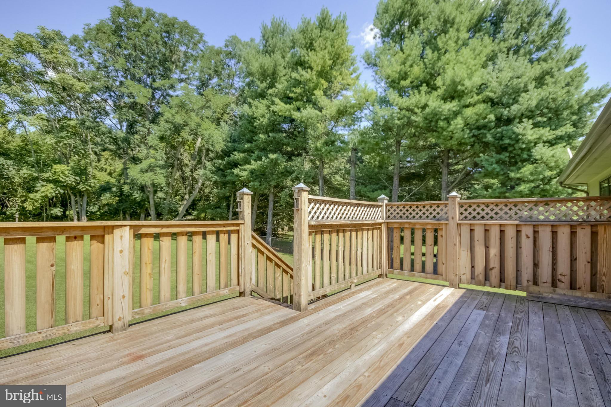 WARR LAKES - Residential