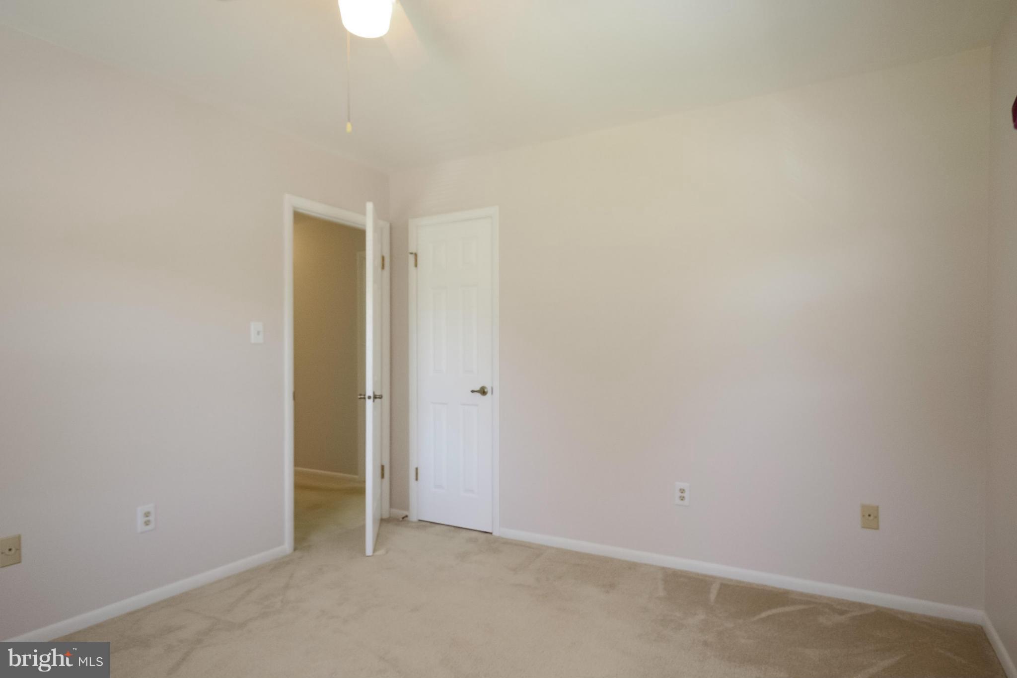 WARR LAKES - Residential