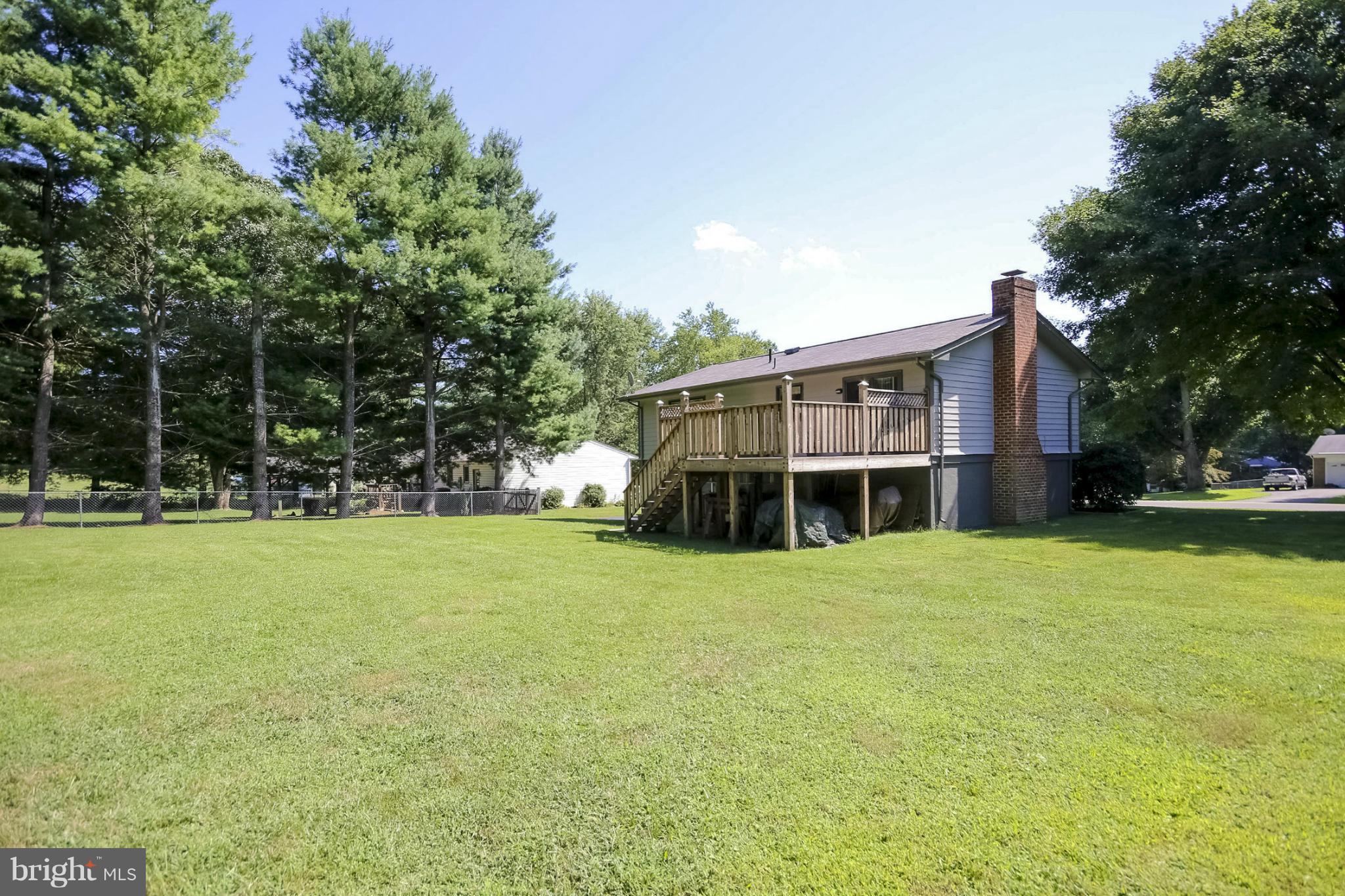 WARR LAKES - Residential