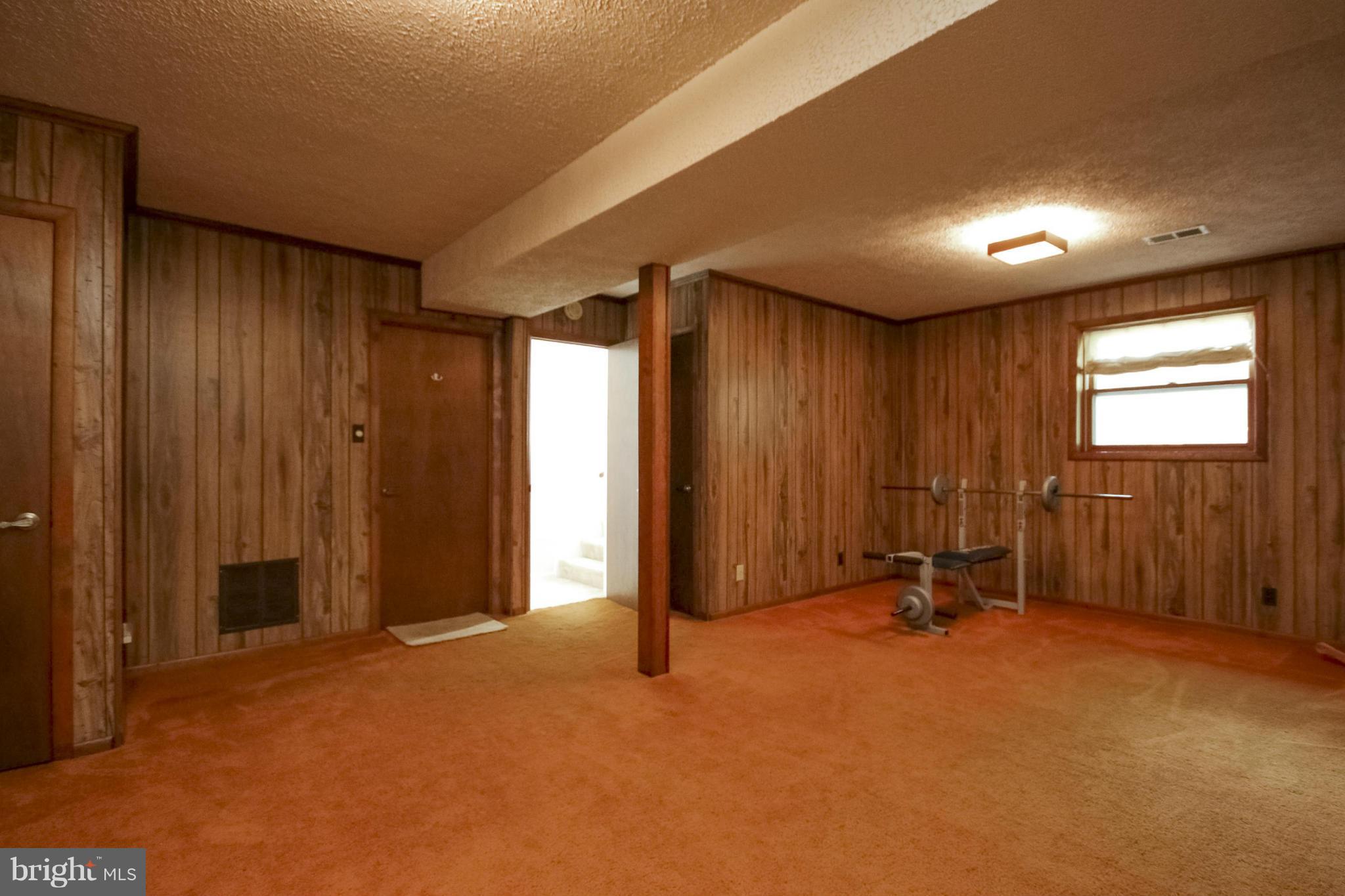 WARR LAKES - Residential