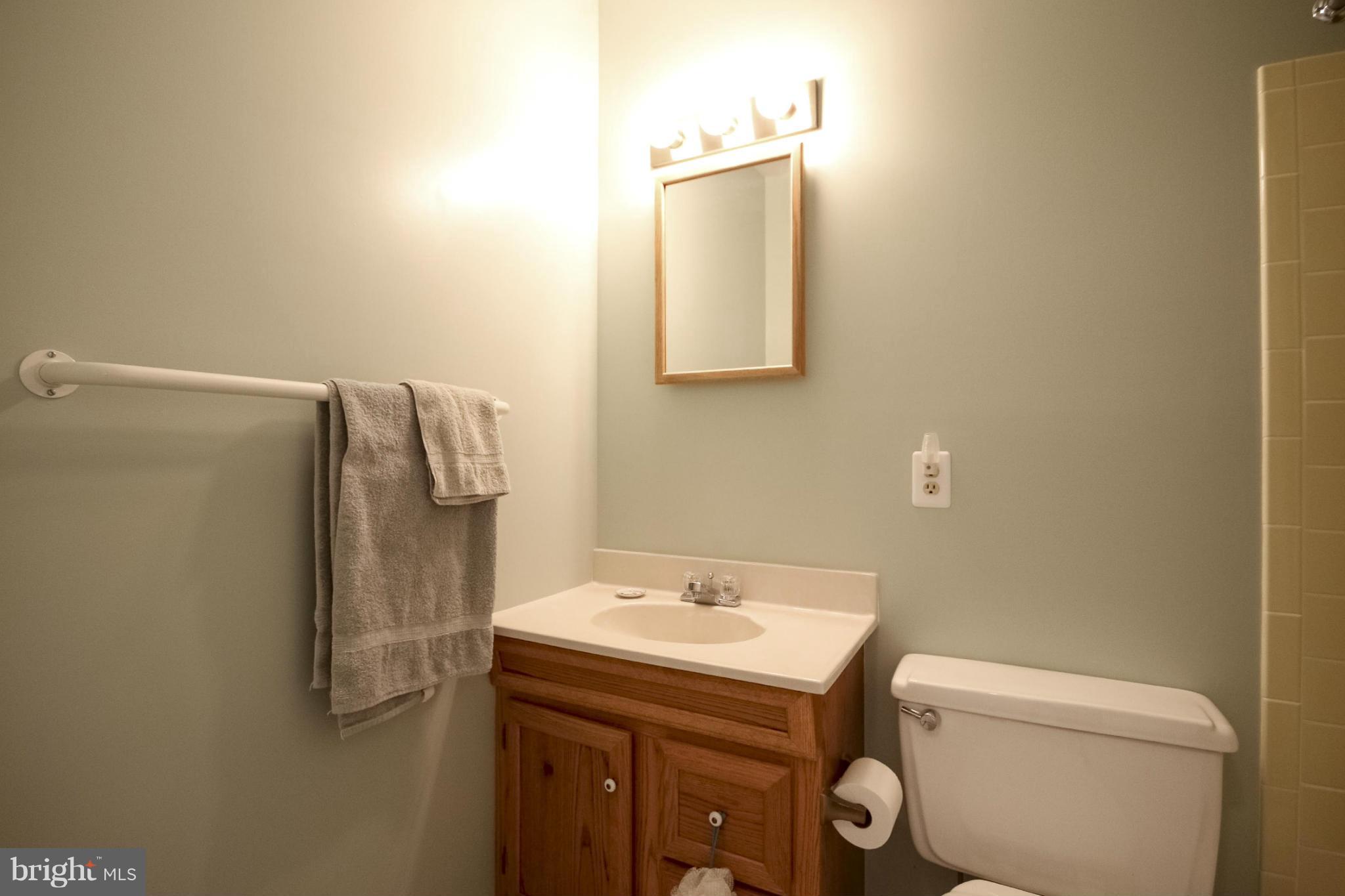 WARR LAKES - Residential