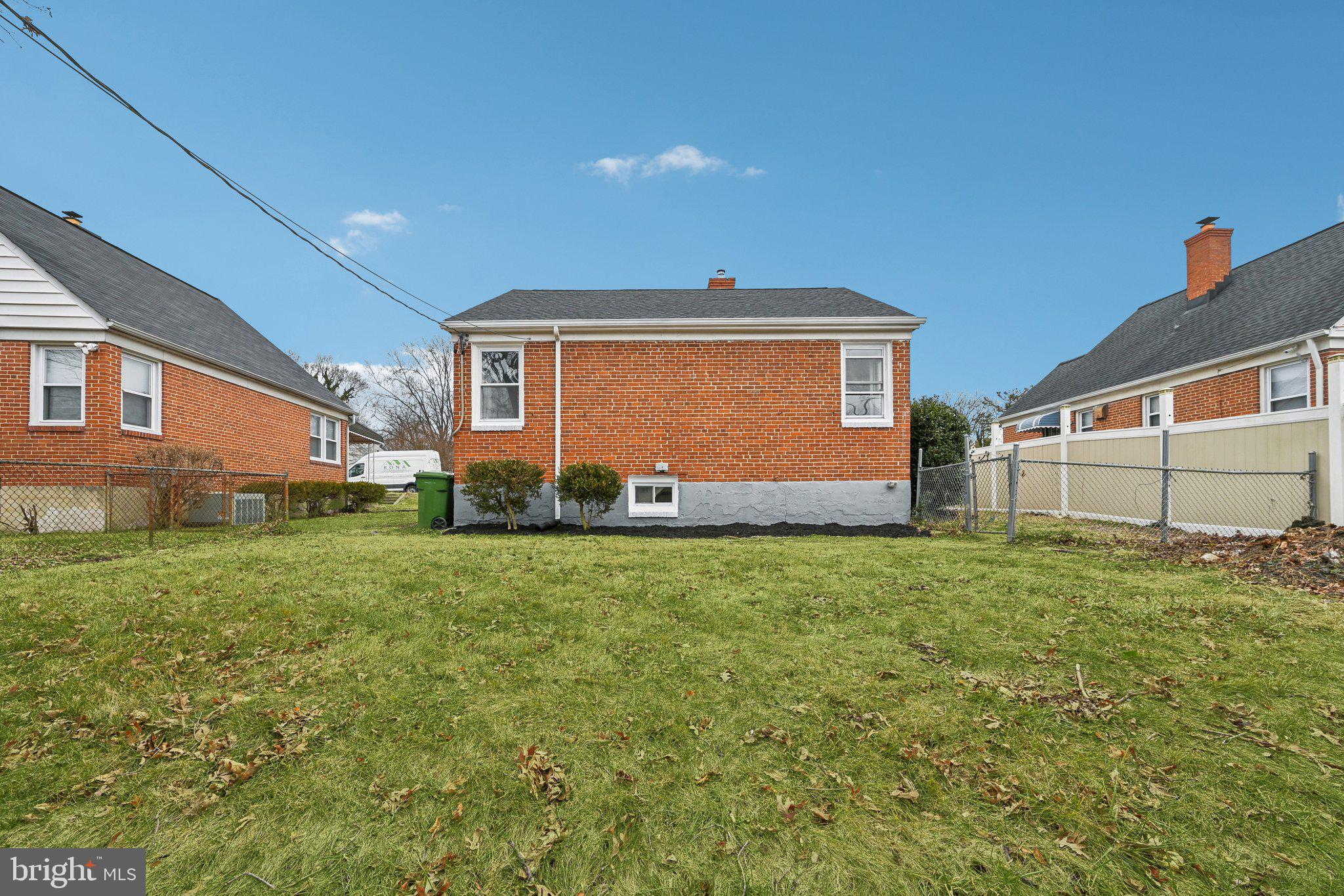 LAURAVILLE HISTORIC DISTRICT - Residential