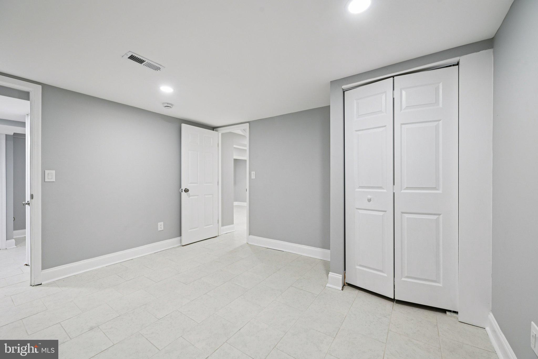 LAURAVILLE HISTORIC DISTRICT - Residential