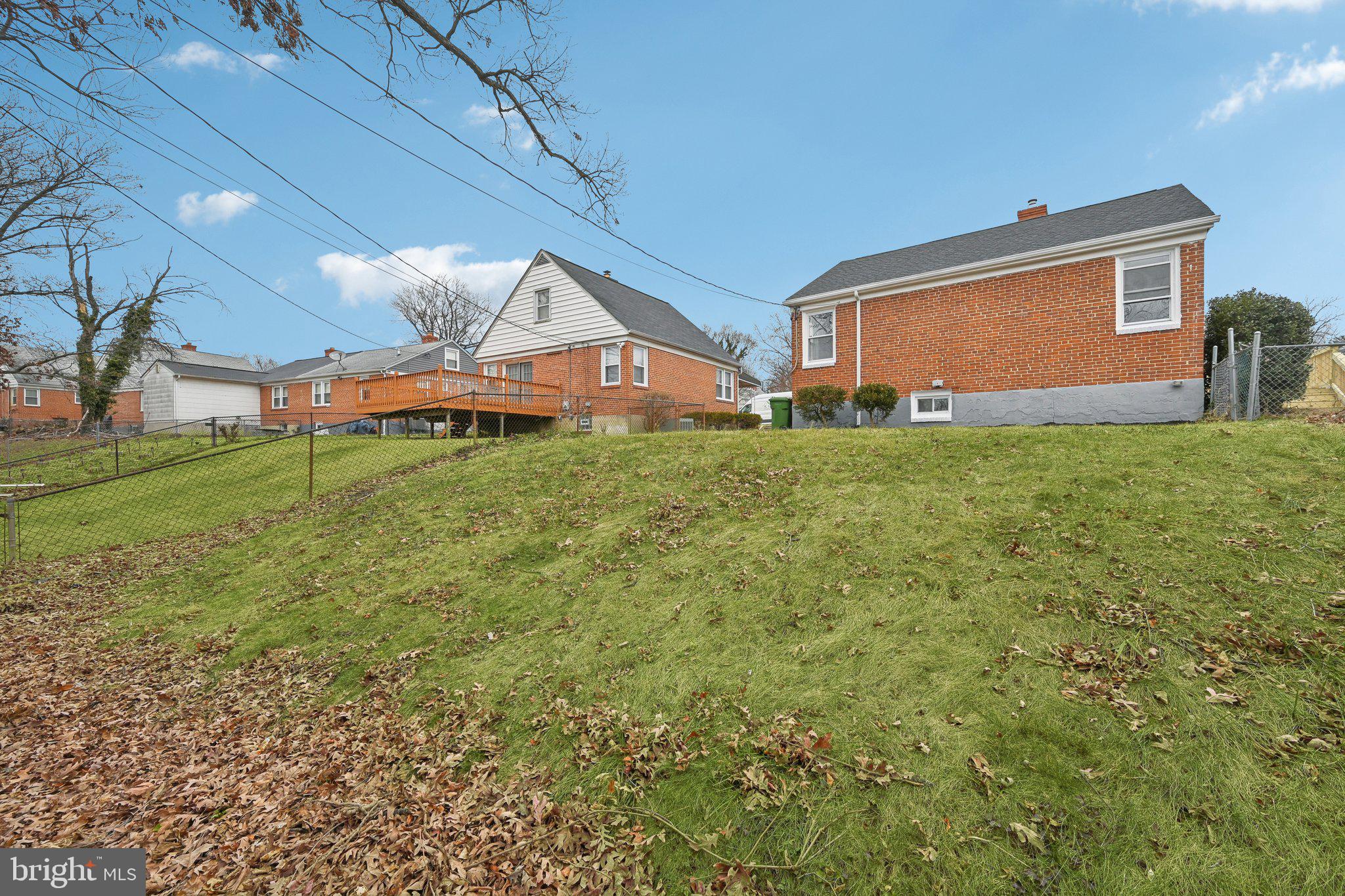 LAURAVILLE HISTORIC DISTRICT - Residential