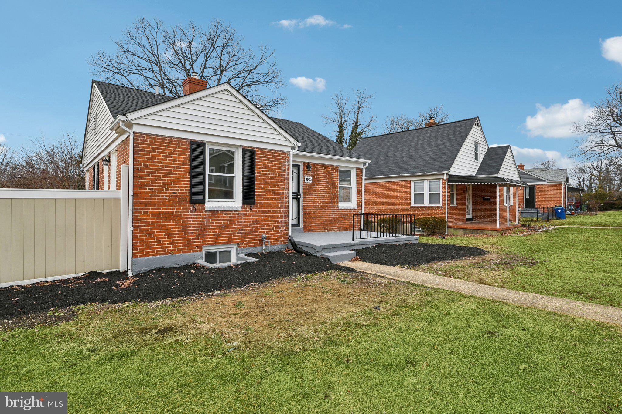 LAURAVILLE HISTORIC DISTRICT - Residential