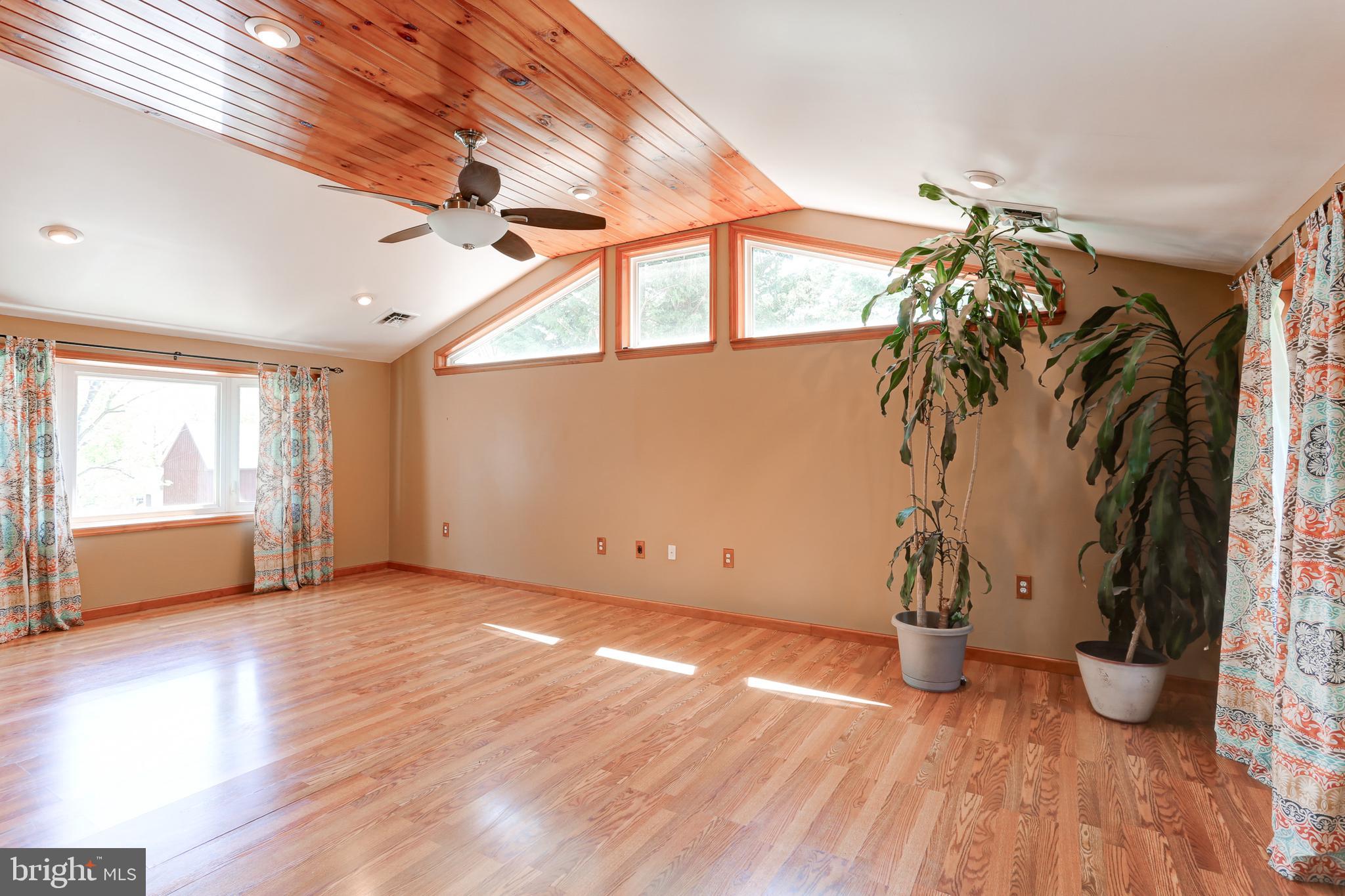 WEST DONEGAL TWP - Residential