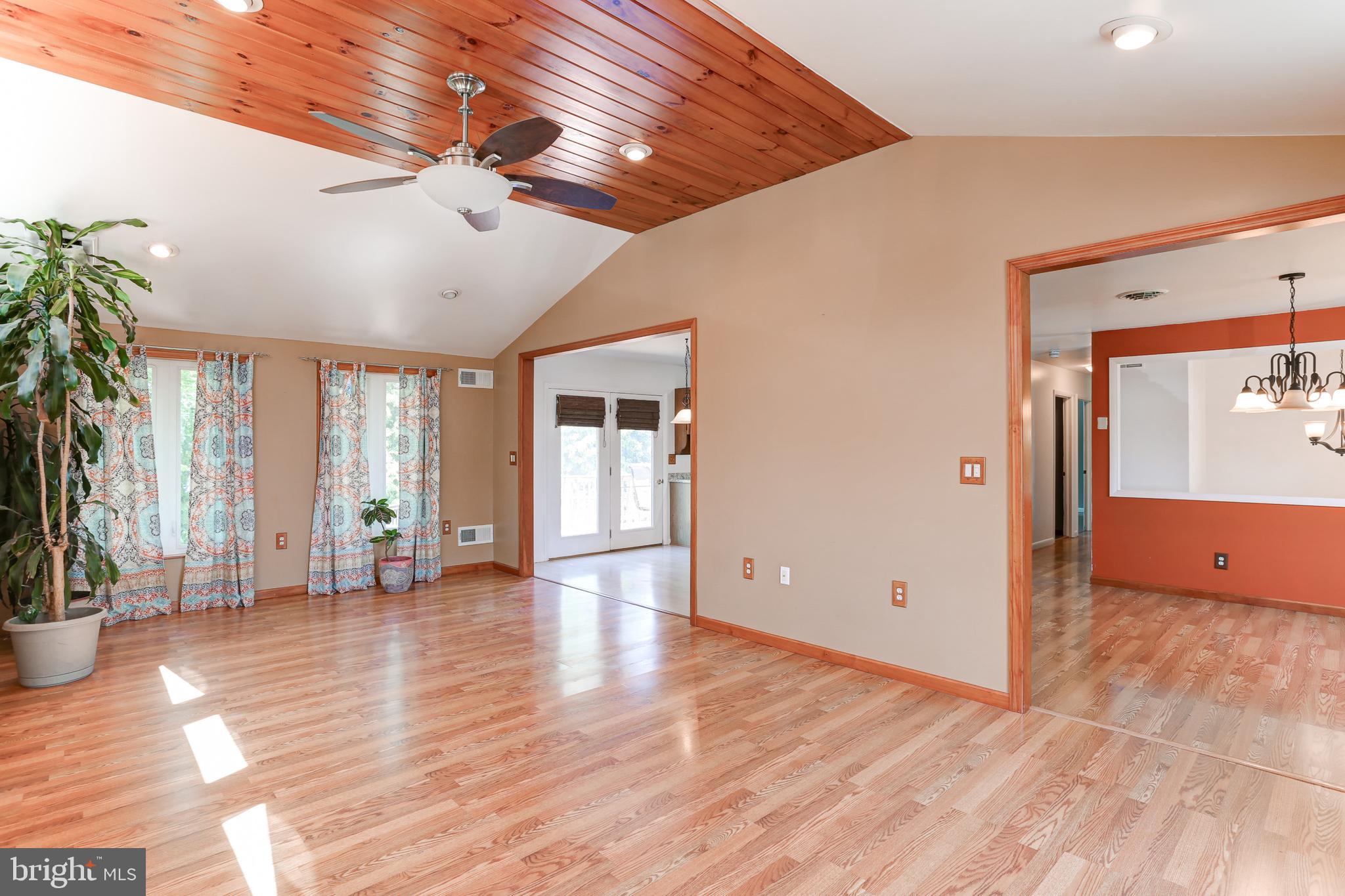 WEST DONEGAL TWP - Residential