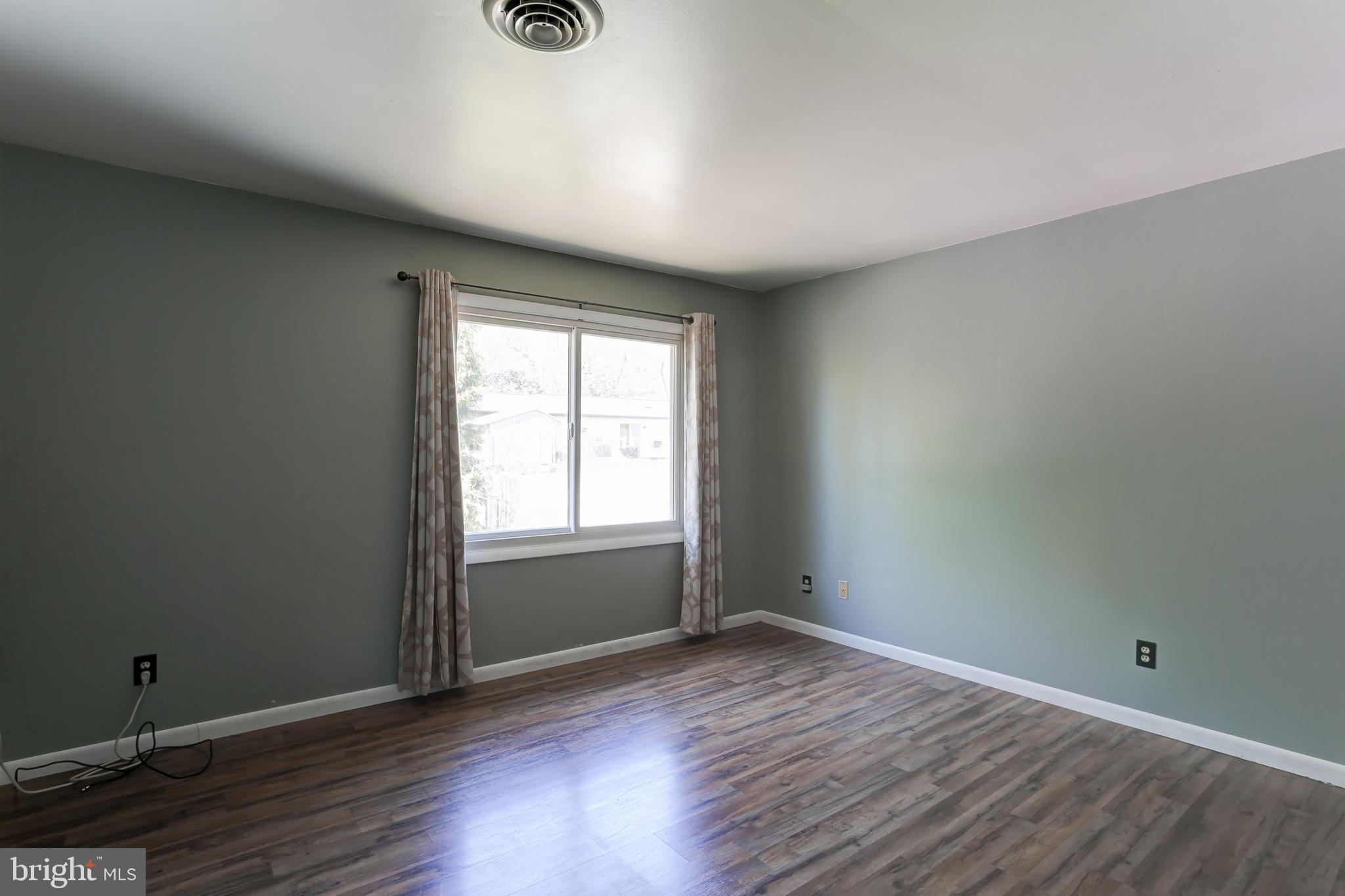 WEST DONEGAL TWP - Residential