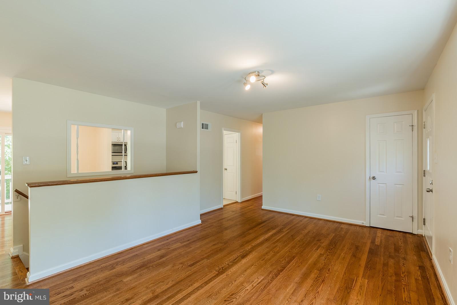 DALE CITY - Residential