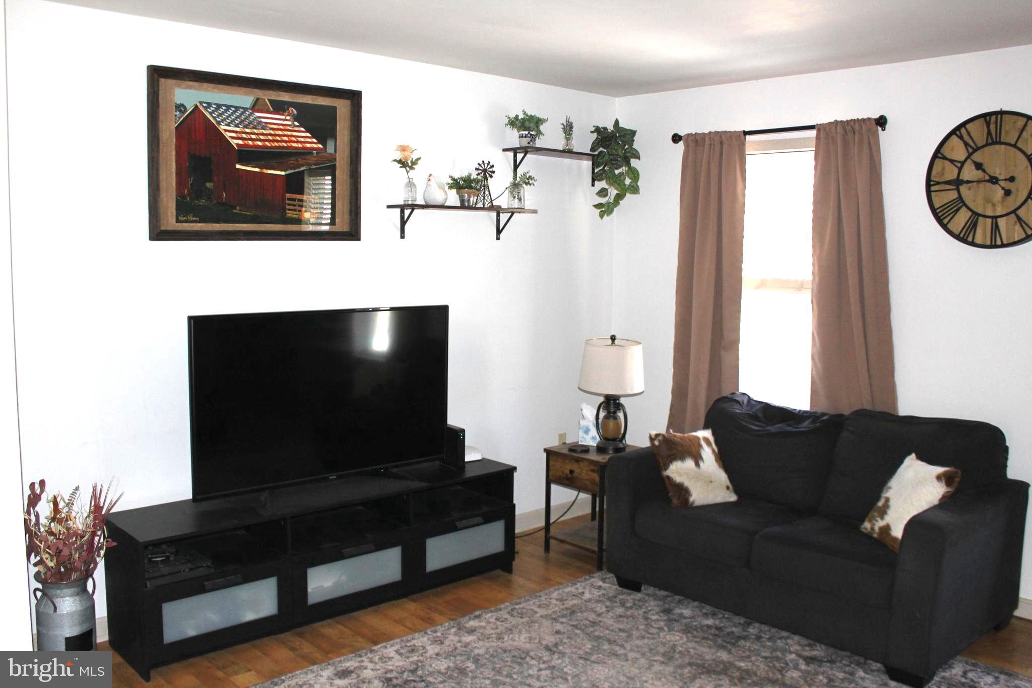 PETERSBURG COMMONS - Residential