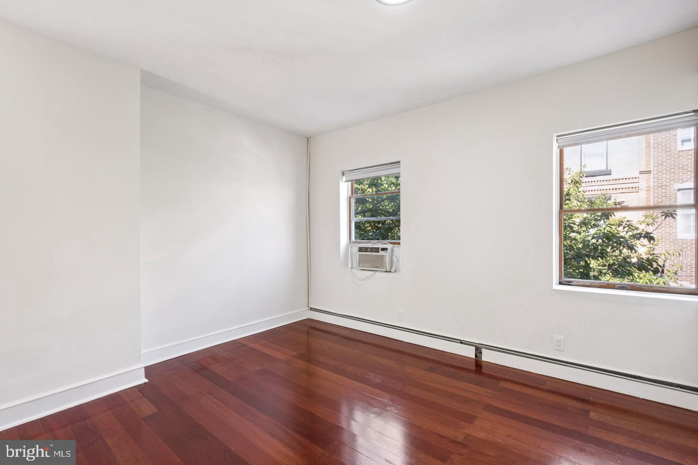 FAIRMOUNT - Residential