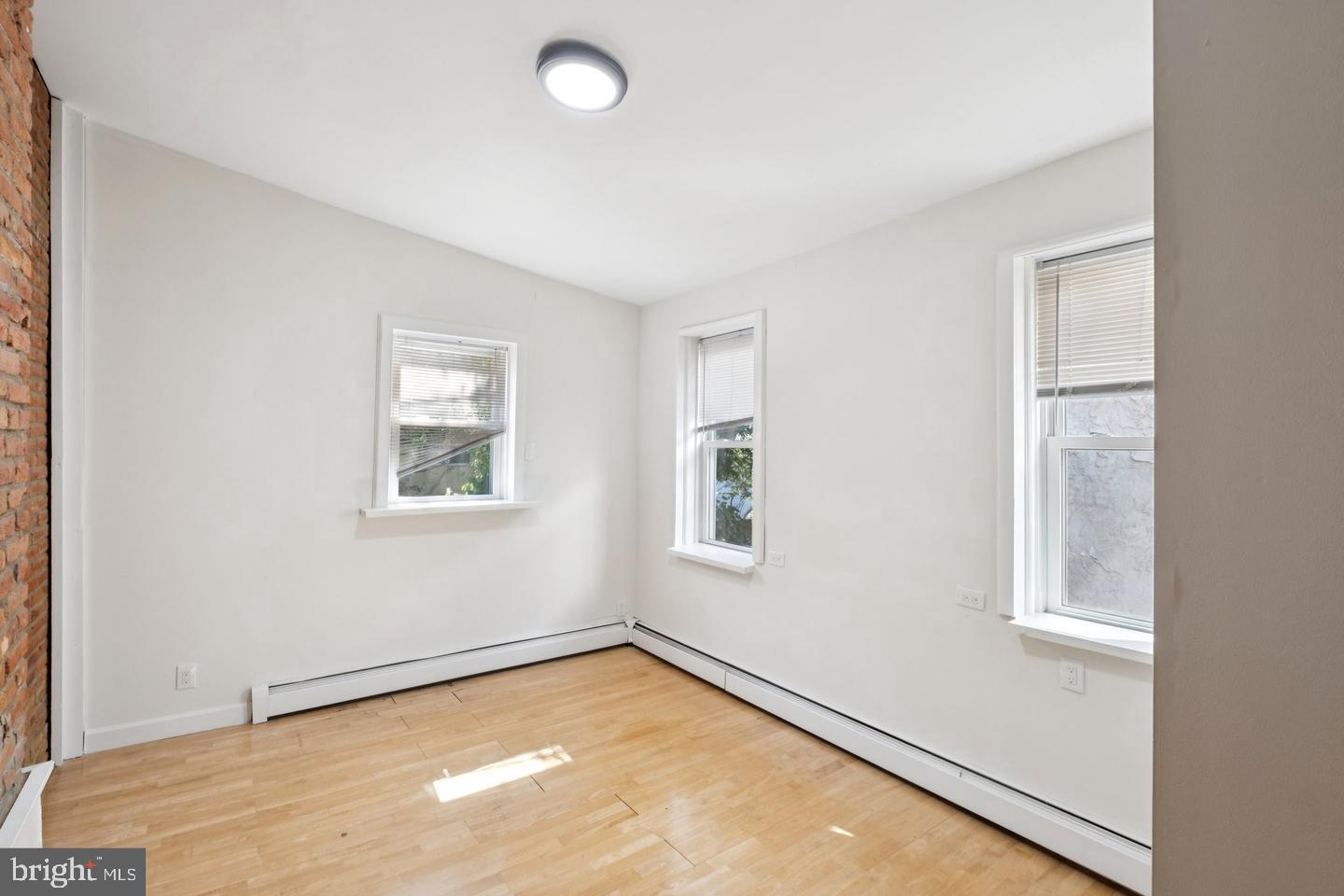 FAIRMOUNT - Residential