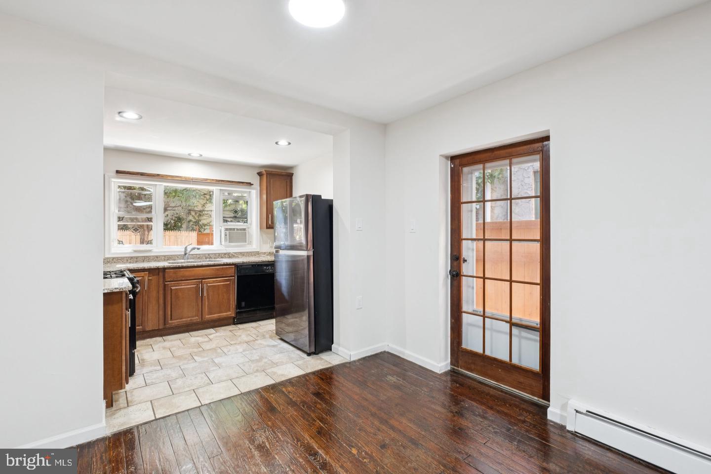 FAIRMOUNT - Residential