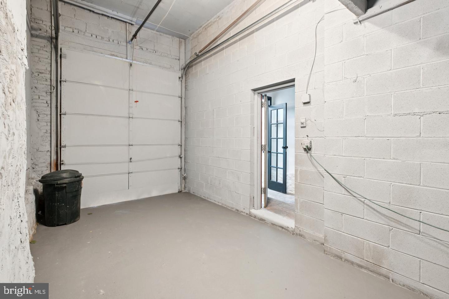 FAIRMOUNT - Residential