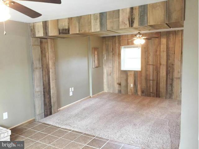 SANDY LEVEL EST SUB - Residential Lease