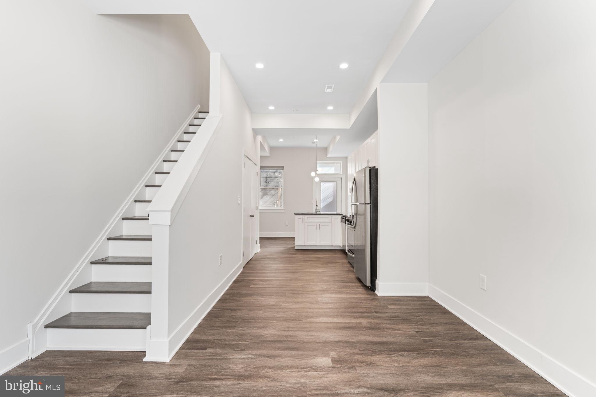 1207 N ETTING STREET