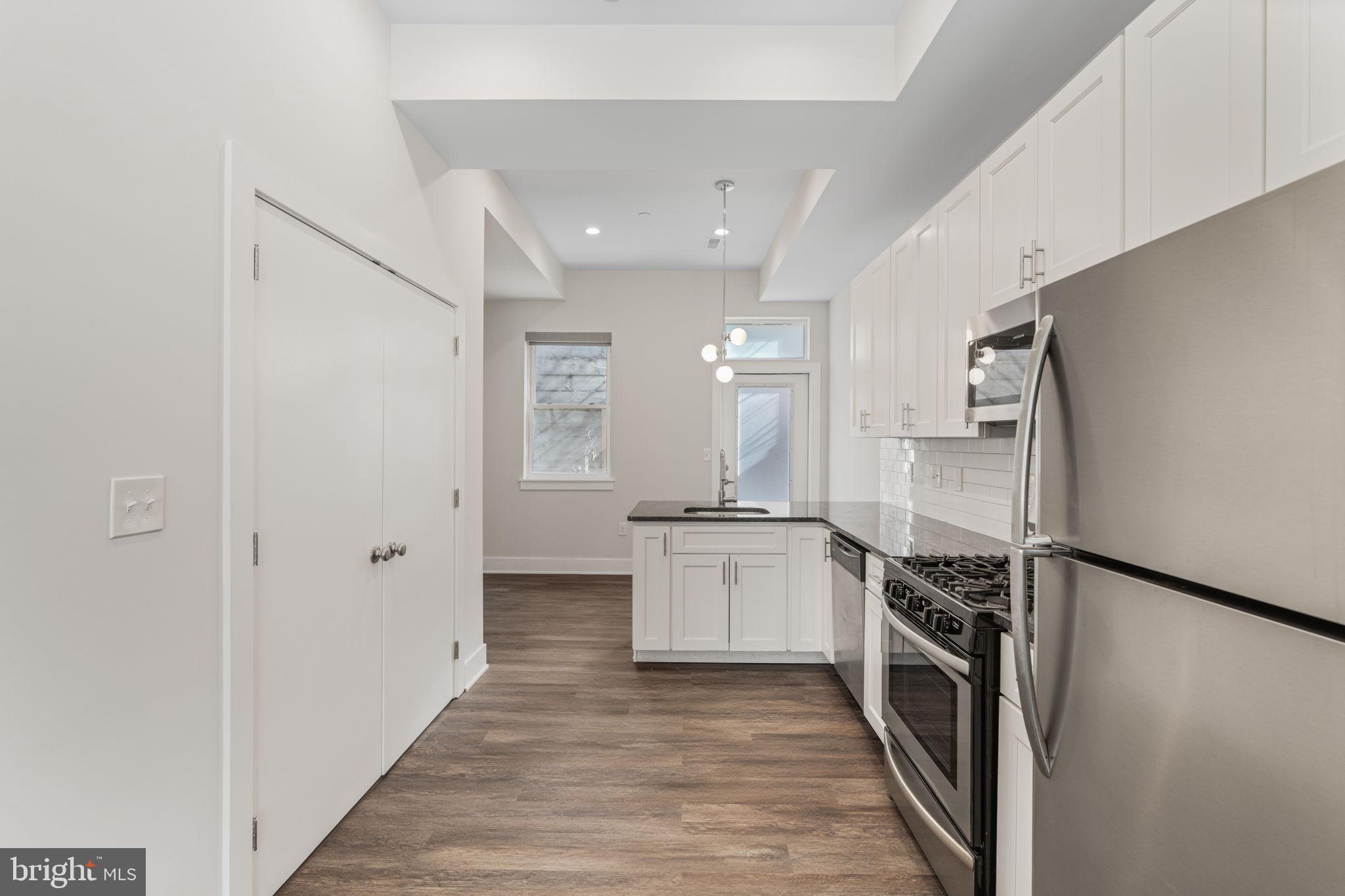 1207 N ETTING STREET