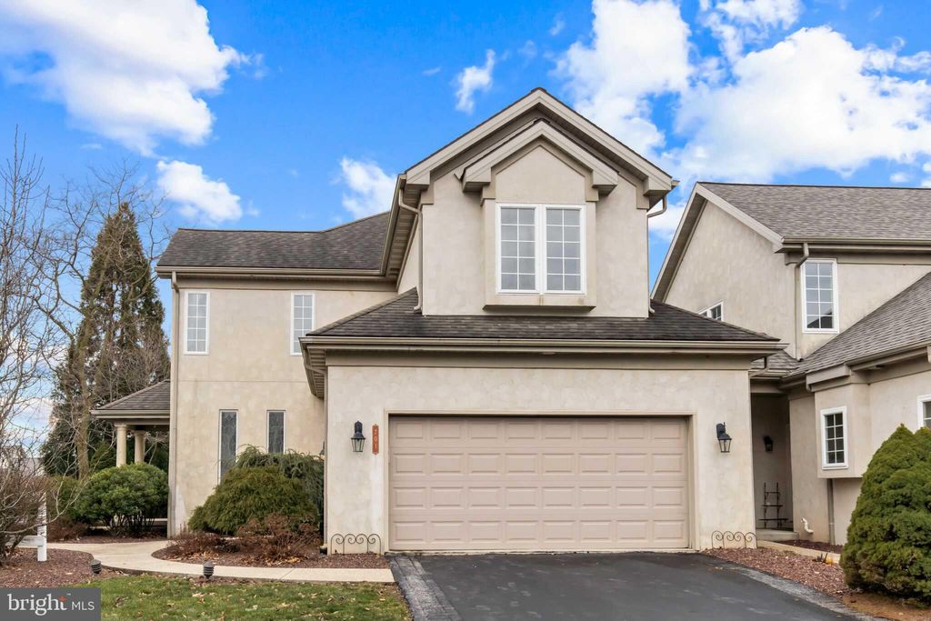 Photo of 701 WOODFIELD DR, LITITZ, PA 17543 (MLS # PALA2029040)