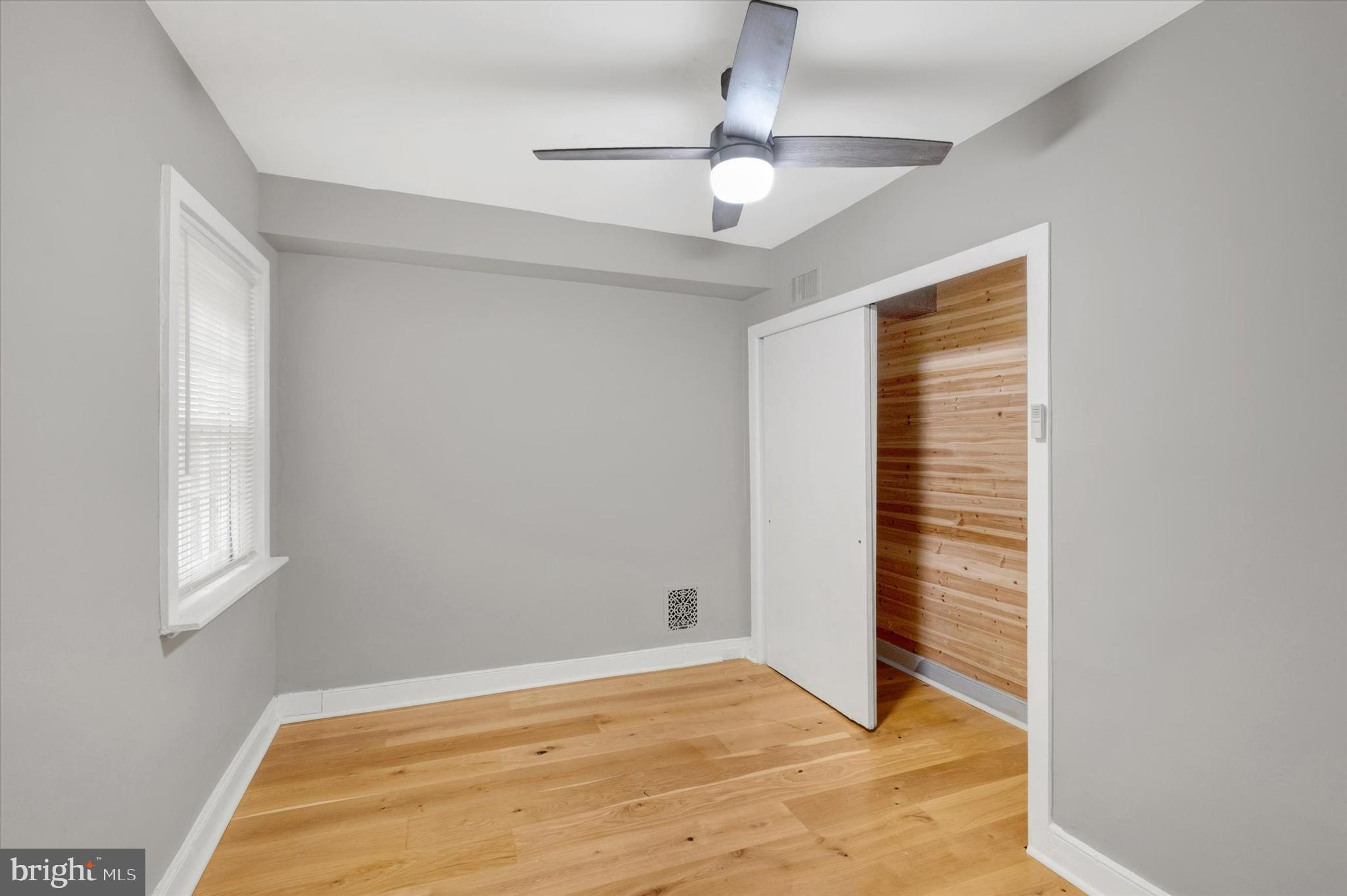 WASHINGTON SQ - Residential Lease