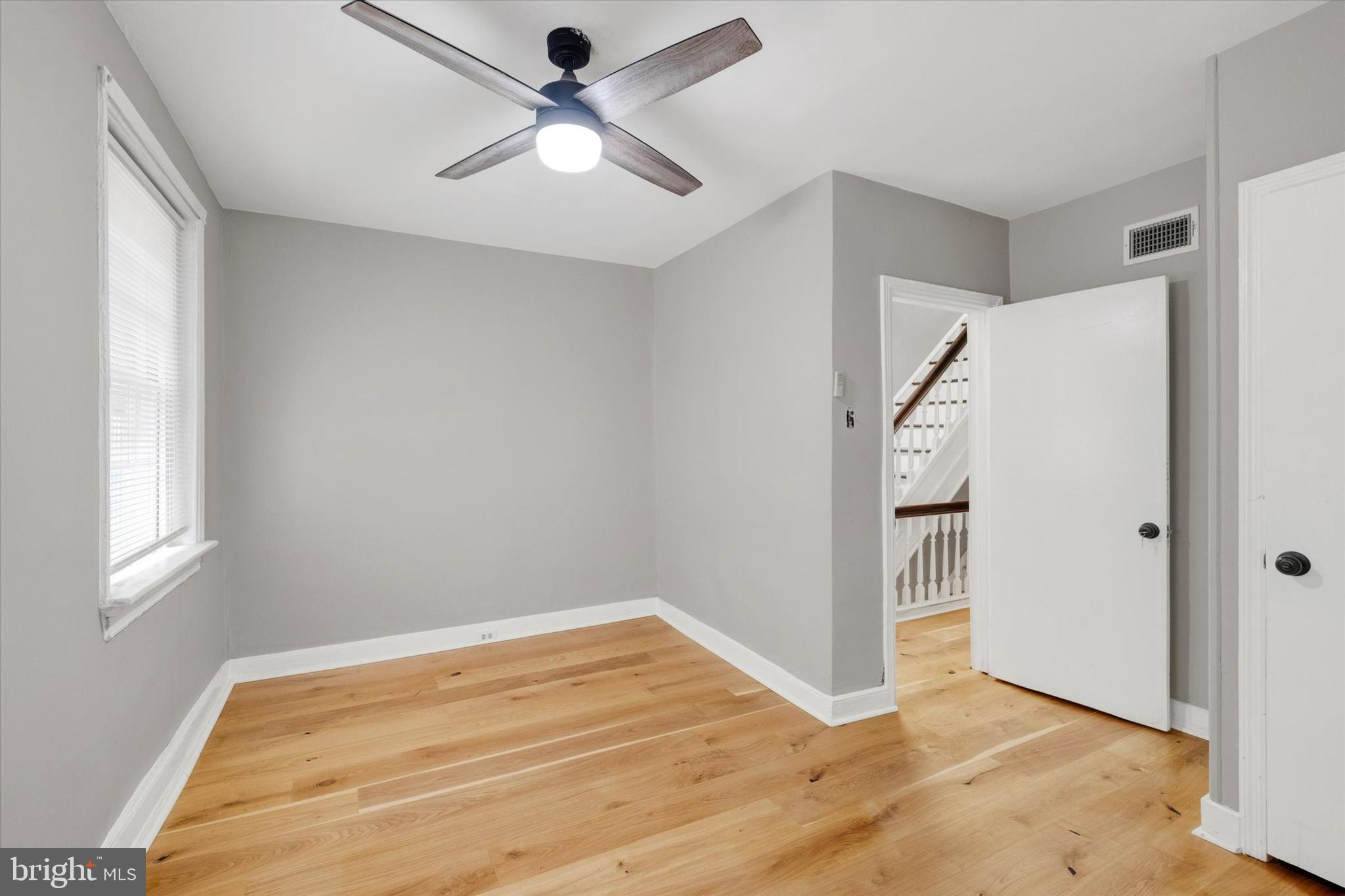 WASHINGTON SQ - Residential Lease