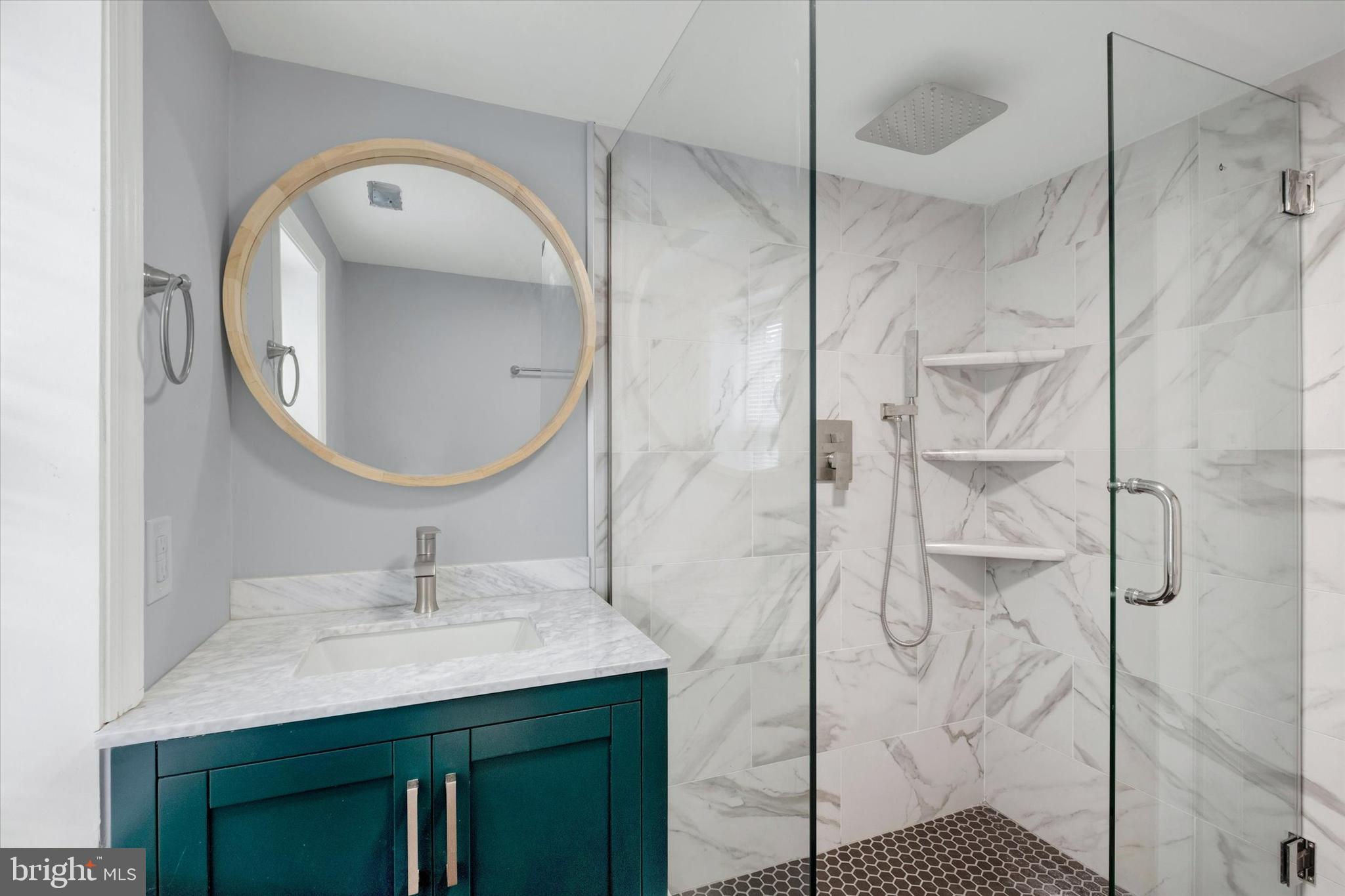 WASHINGTON SQ - Residential Lease