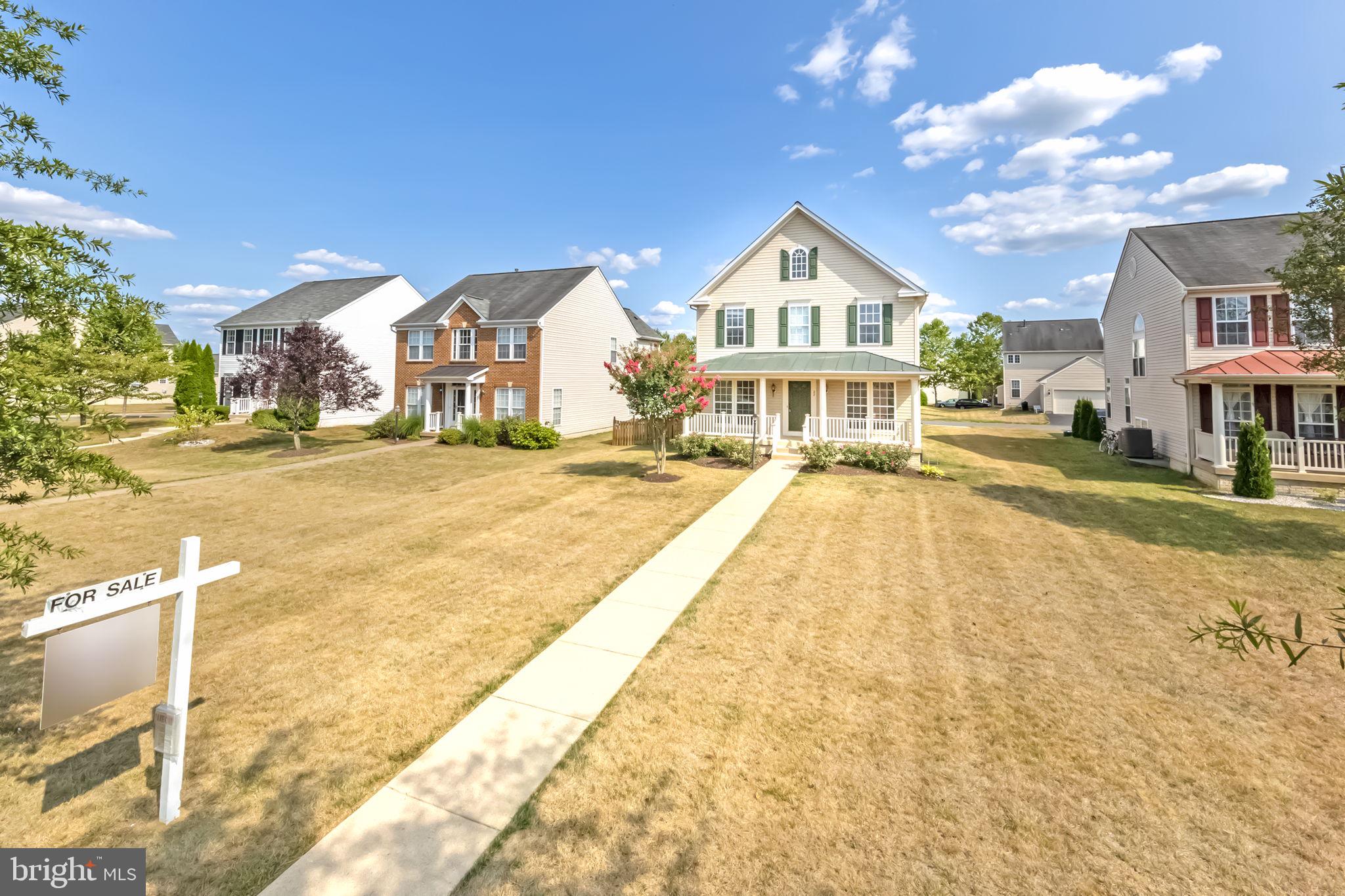 NEW TOWN MEADOWS - Residential