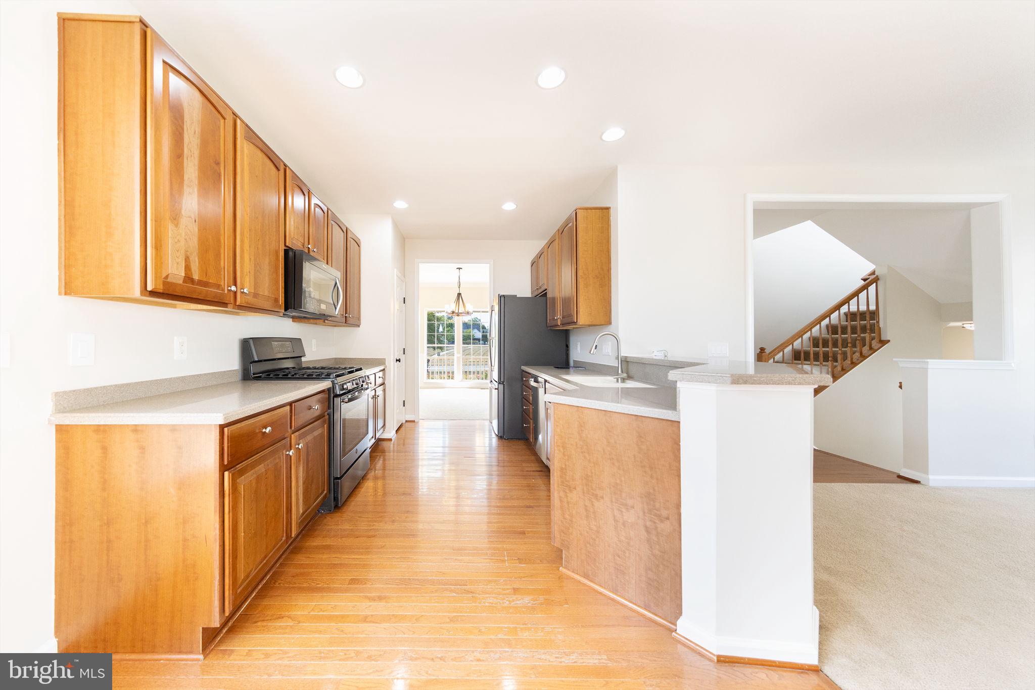 NEW TOWN MEADOWS - Residential