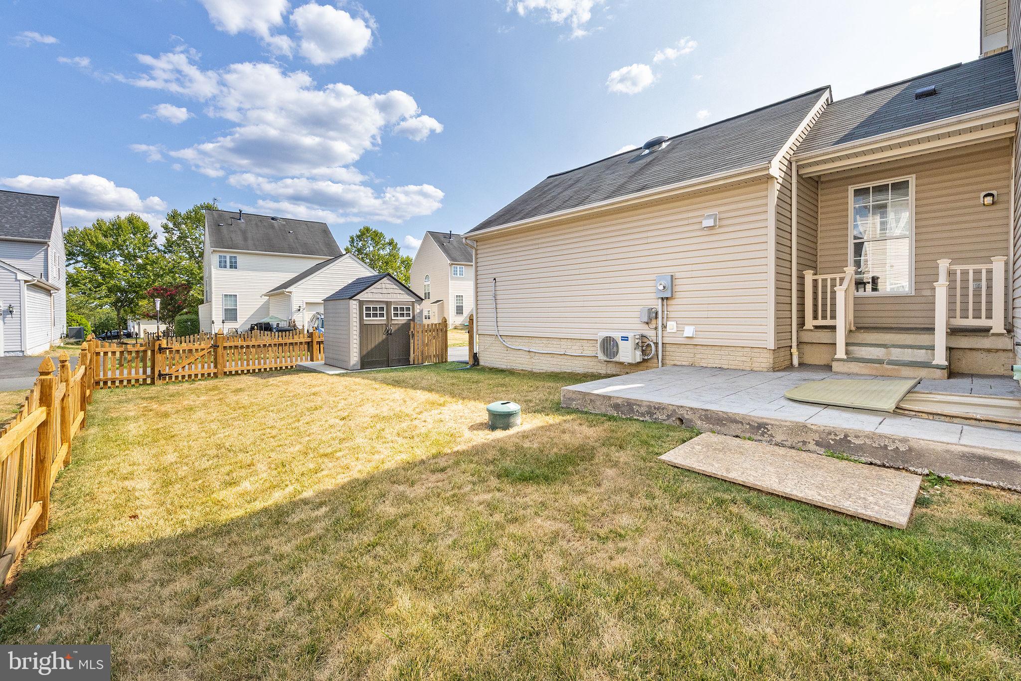 NEW TOWN MEADOWS - Residential