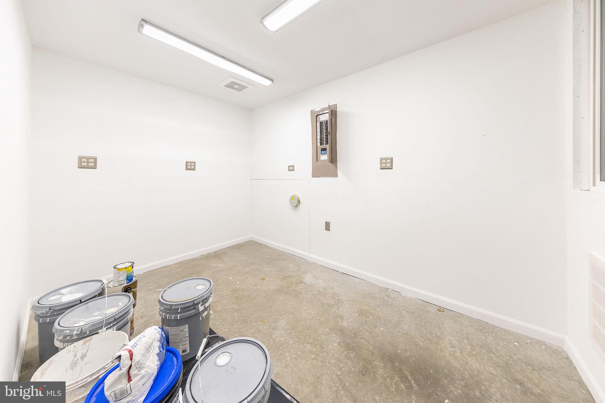 NEW TOWN MEADOWS - Residential