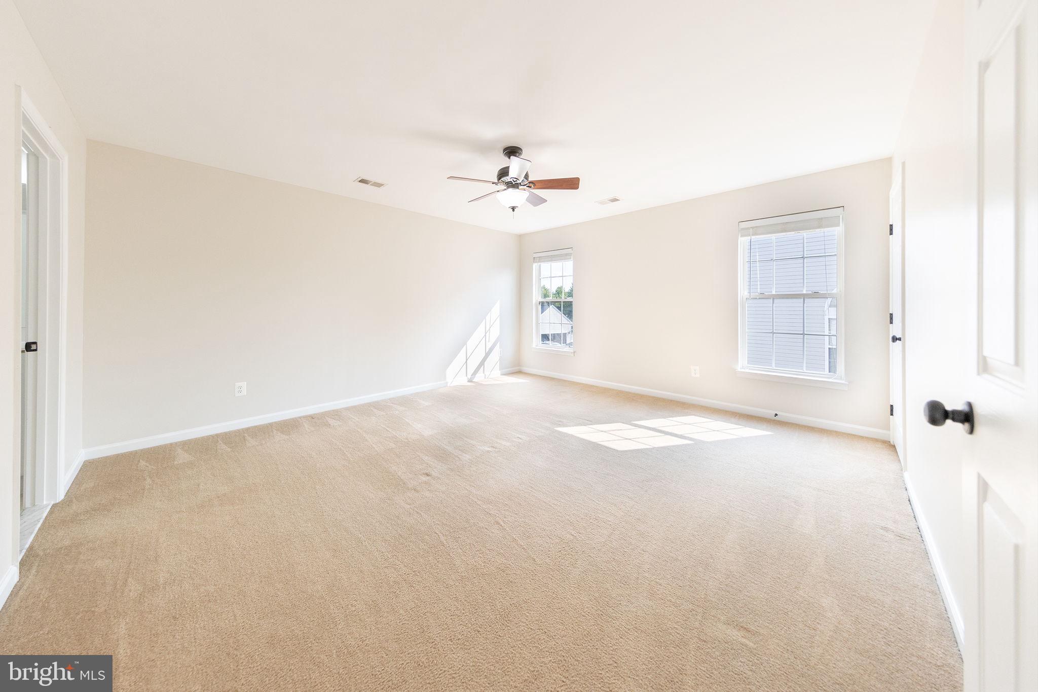 NEW TOWN MEADOWS - Residential