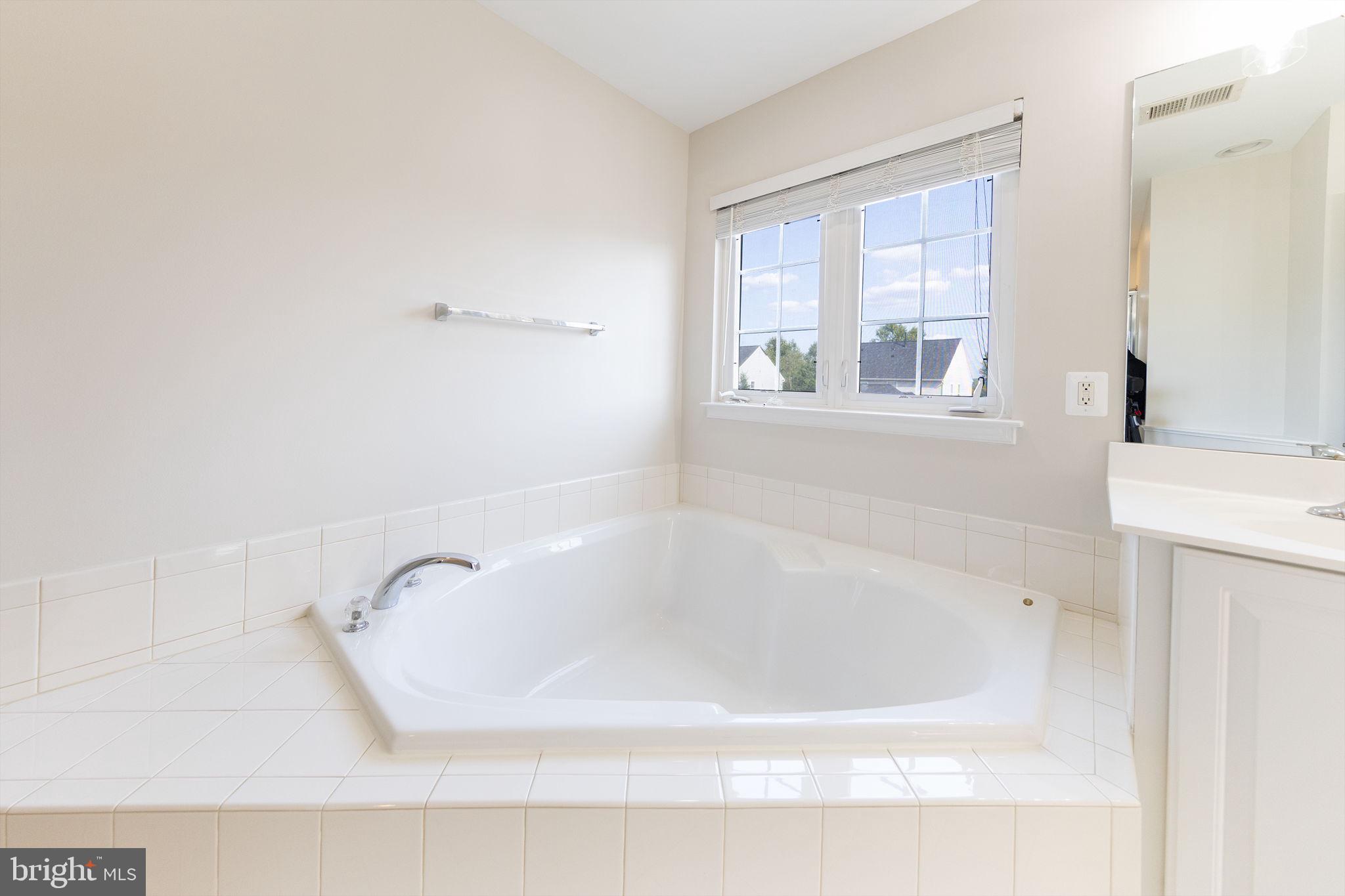 NEW TOWN MEADOWS - Residential