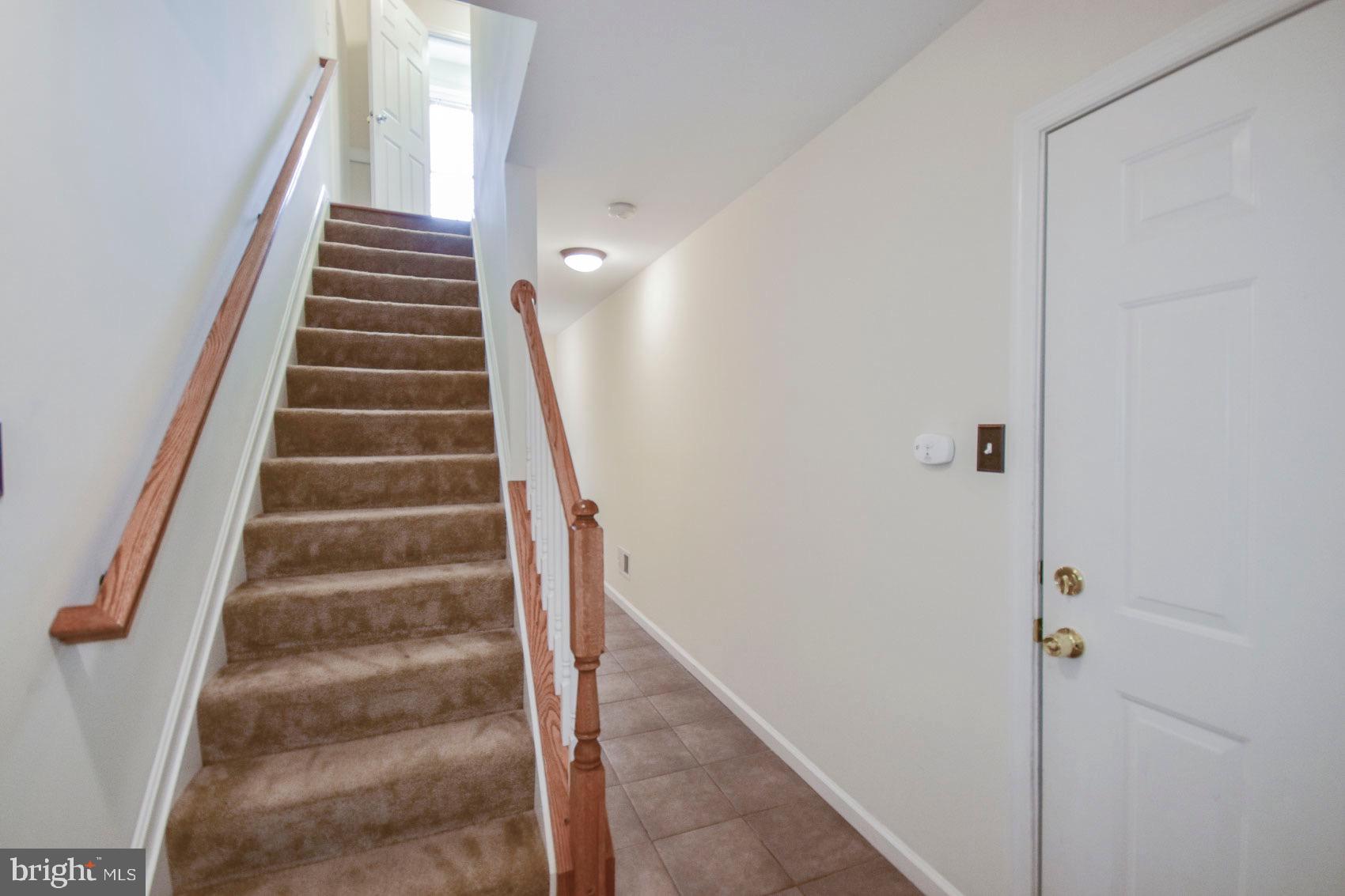 HAMMONDS MILL - Residential Lease