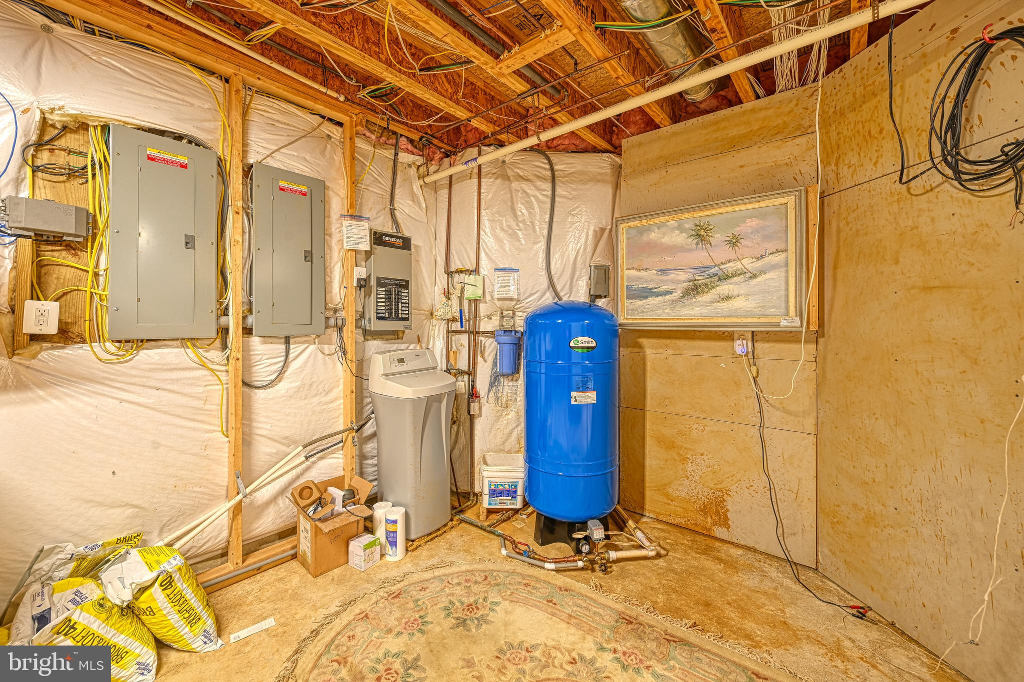 SHOREWOOD - Residential