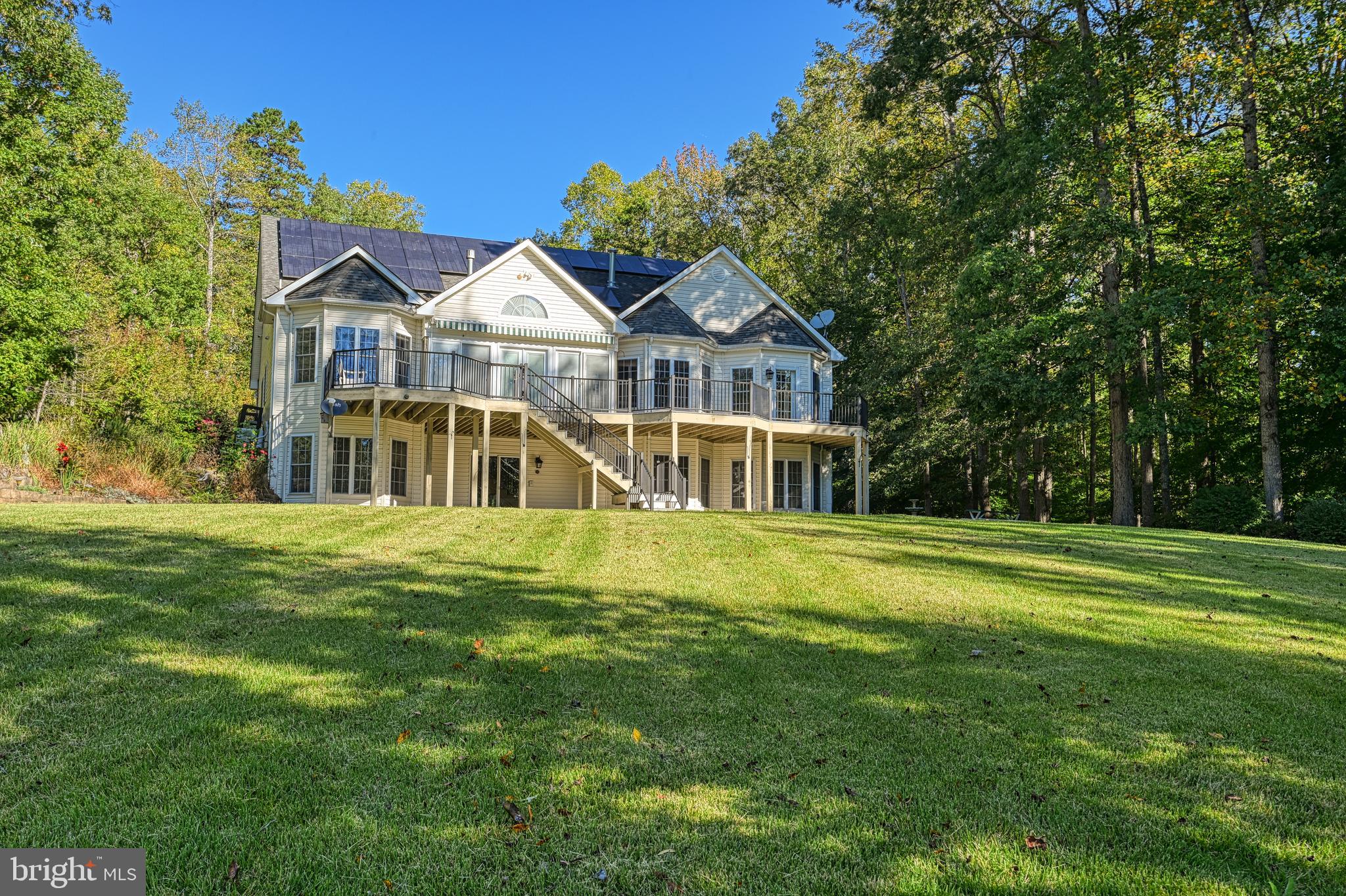 SHOREWOOD - Residential