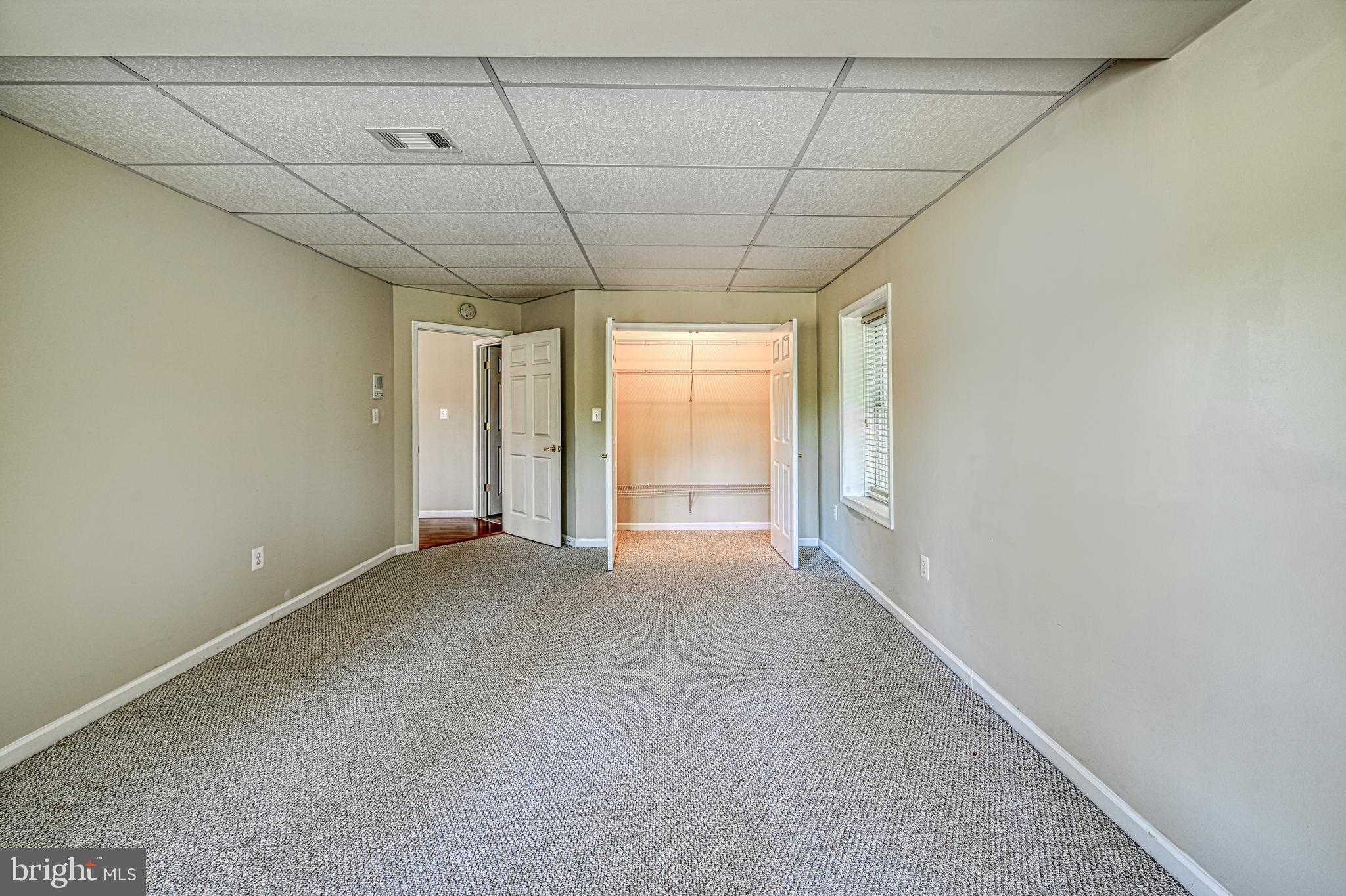 SHOREWOOD - Residential