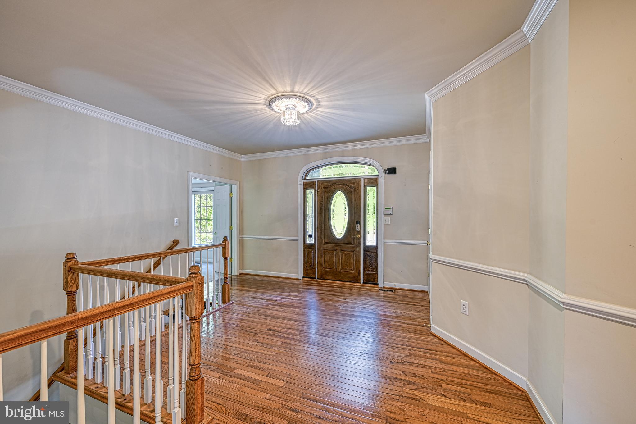 SHOREWOOD - Residential